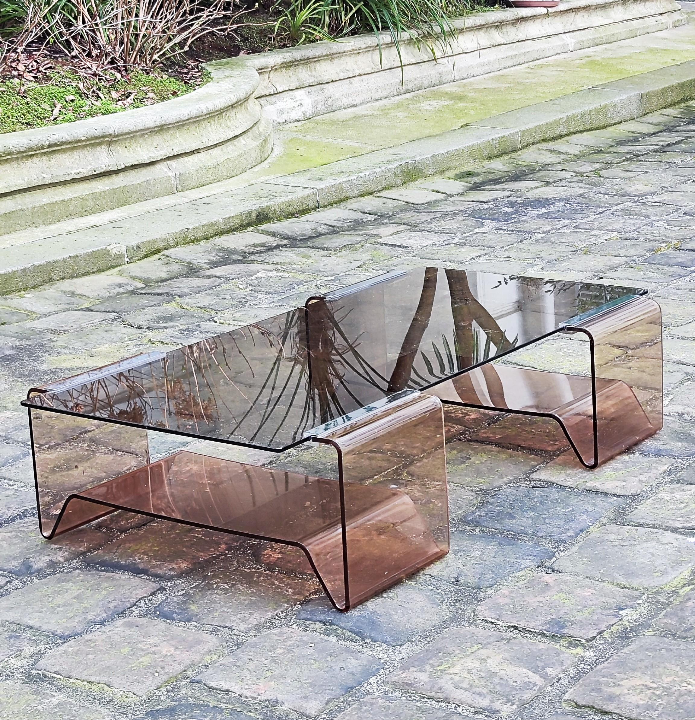 Michel Dumas coffee table in plexiglass and smoked glass - France - 70s - 1970 For Sale 1