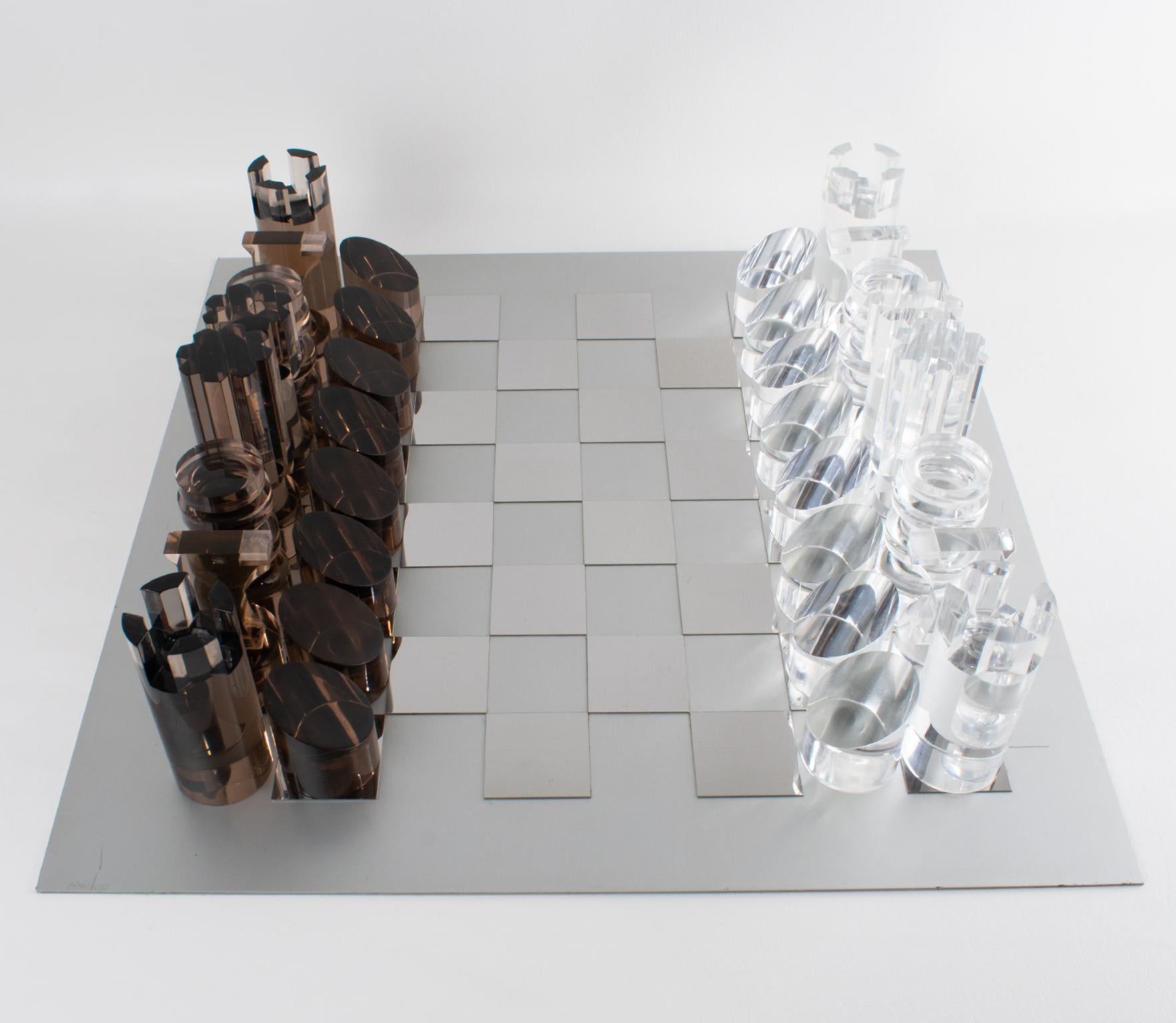 Juego de ajedrez de plexiglás y aluminio Michel Dumas para Roche Bobois, hacia 1970 Moderno en venta
