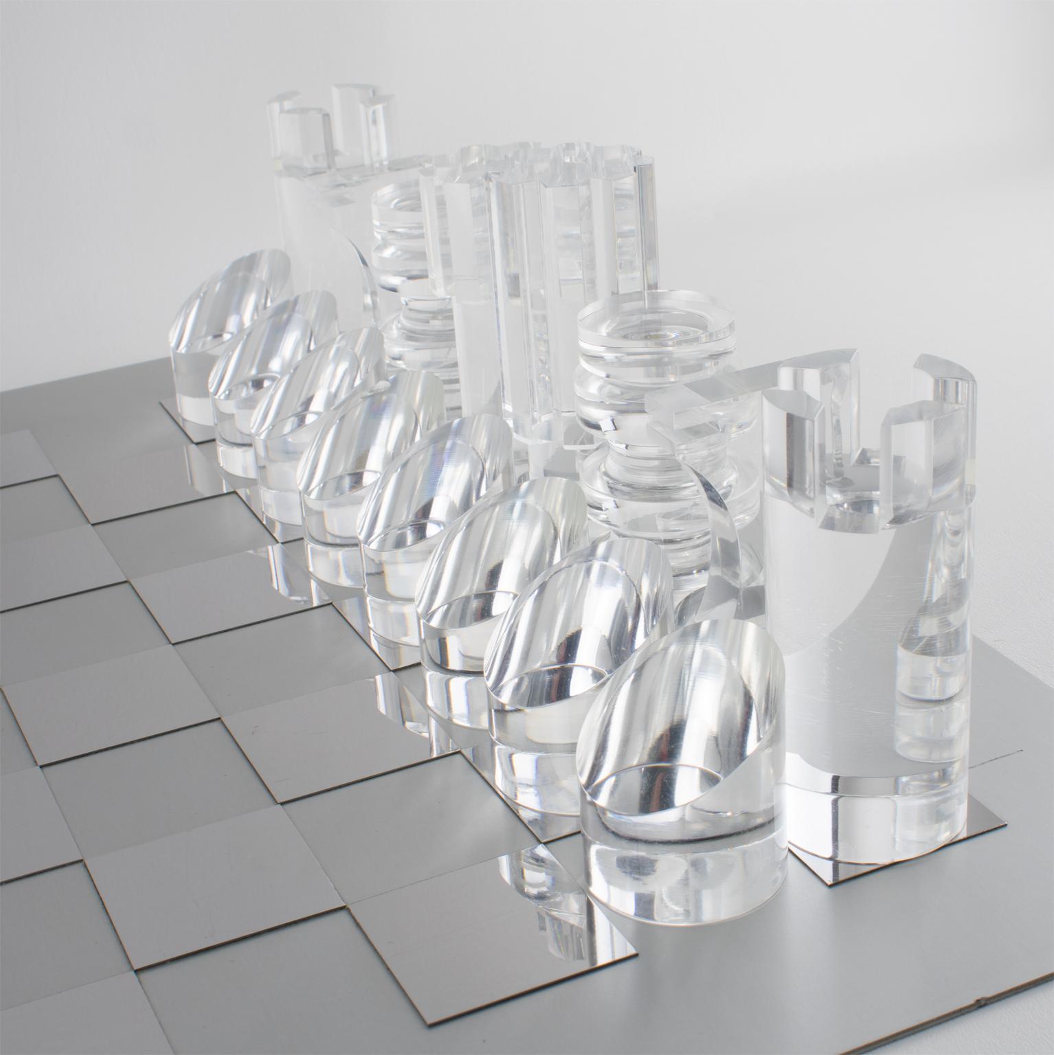 Juego de ajedrez de plexiglás y aluminio Michel Dumas para Roche Bobois, hacia 1970 Francés en venta