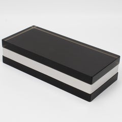 Michel Dumas per Roche Bobois Scatola con coperchio in lucite grigia fumé e cromo