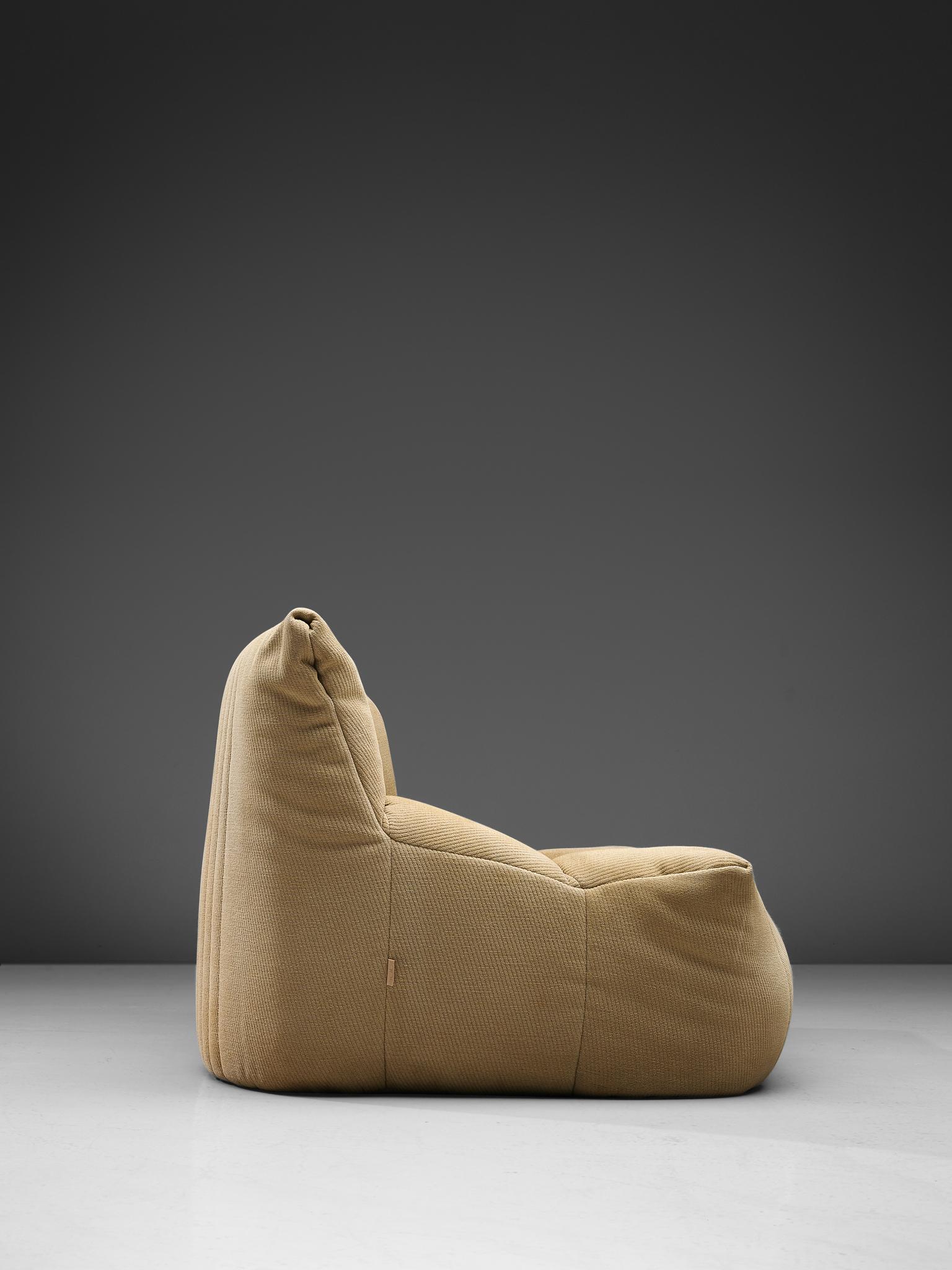 Late 20th Century Ligne Roset Settee in Off-White Fabric