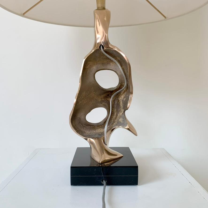 Michel Jaubert Signed Sculptural Bronze Table Lamp, circa 1975, France For Sale 4