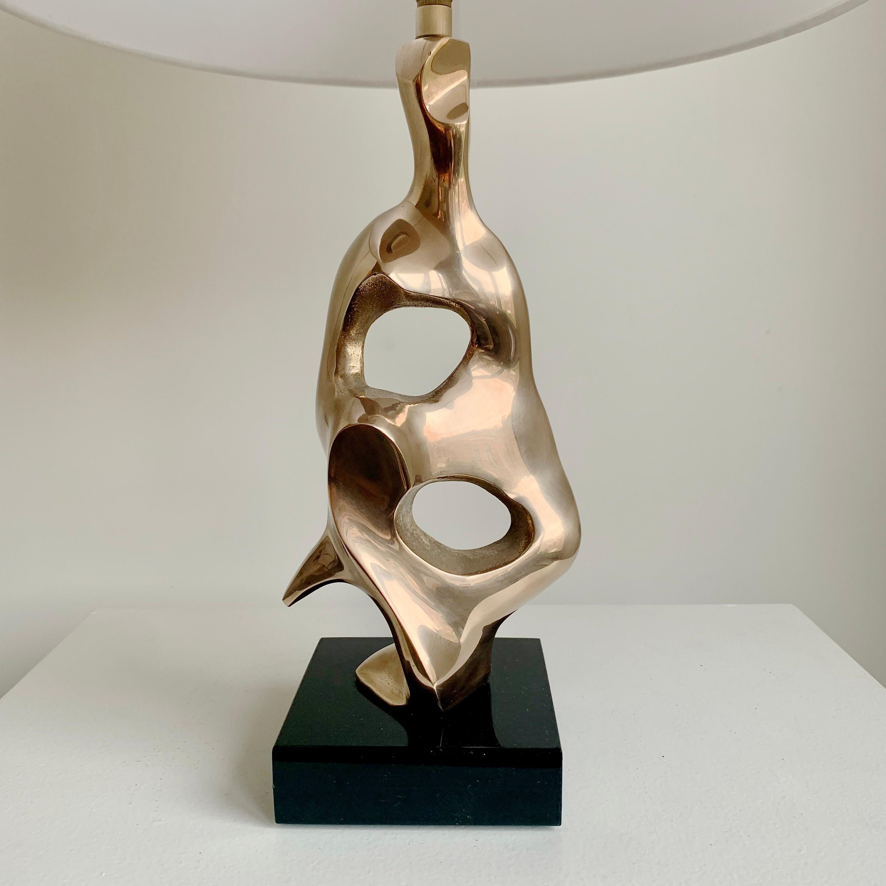 Michel Jaubert Signed Sculptural Bronze Table Lamp, circa 1975, France In Good Condition For Sale In Brussels, BE