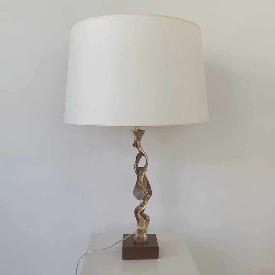Michel Jaubert Signed Sculptural Bronze Table Lamp, circa 1975, France For Sale 2