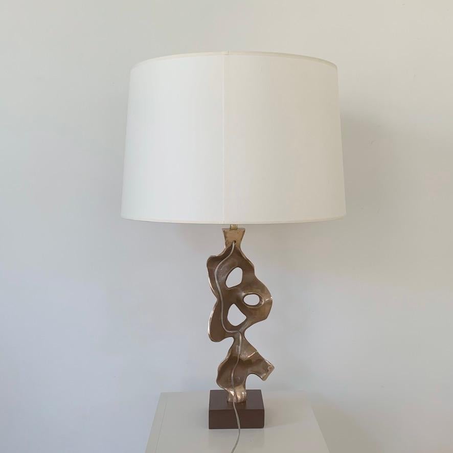 Michel Jaubert Signed Sculptural Bronze Table Lamp, circa 1975, France For Sale 3