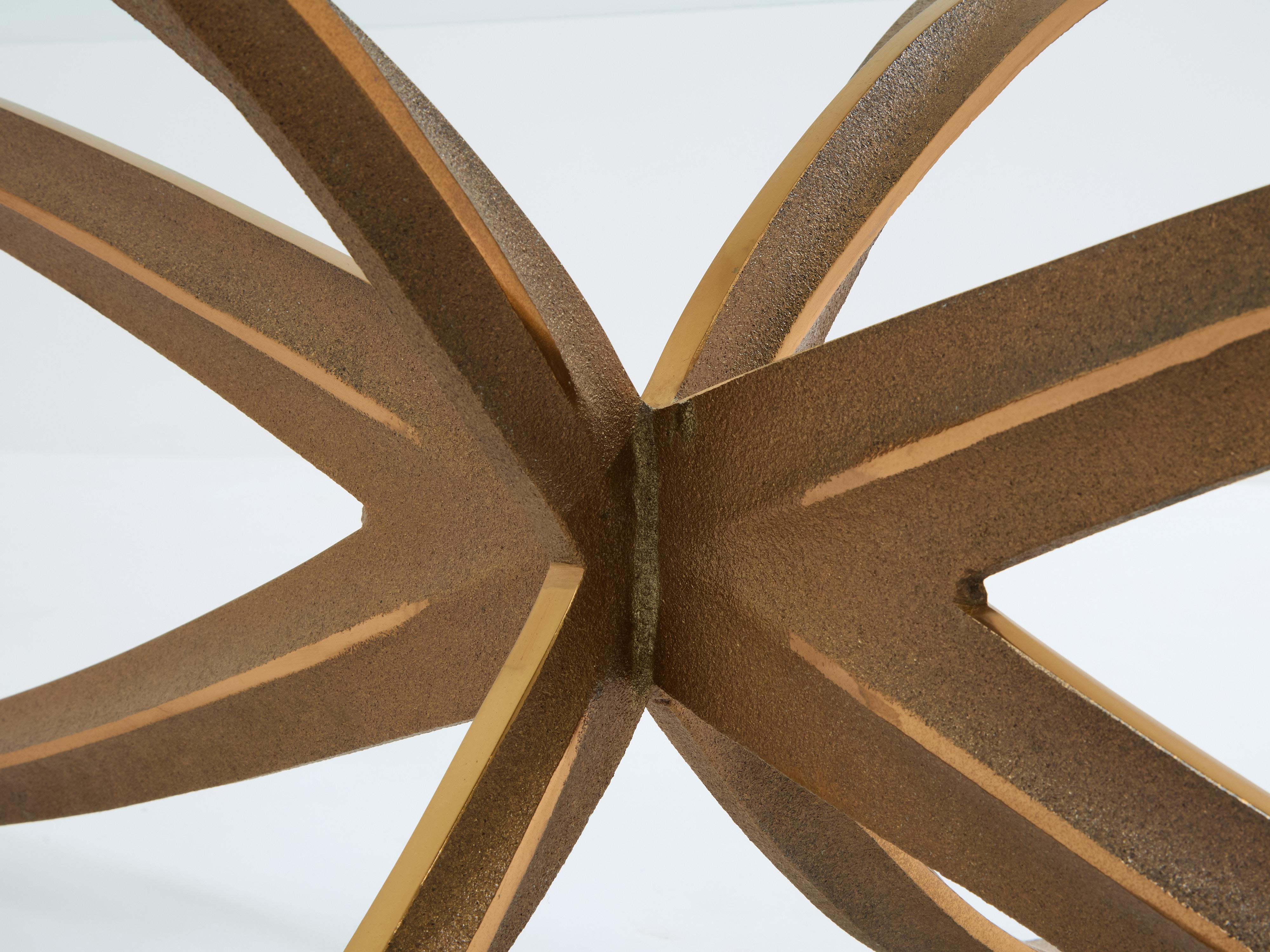 Français Grande table basse en bronze de Michel Mangematin 1962 en vente