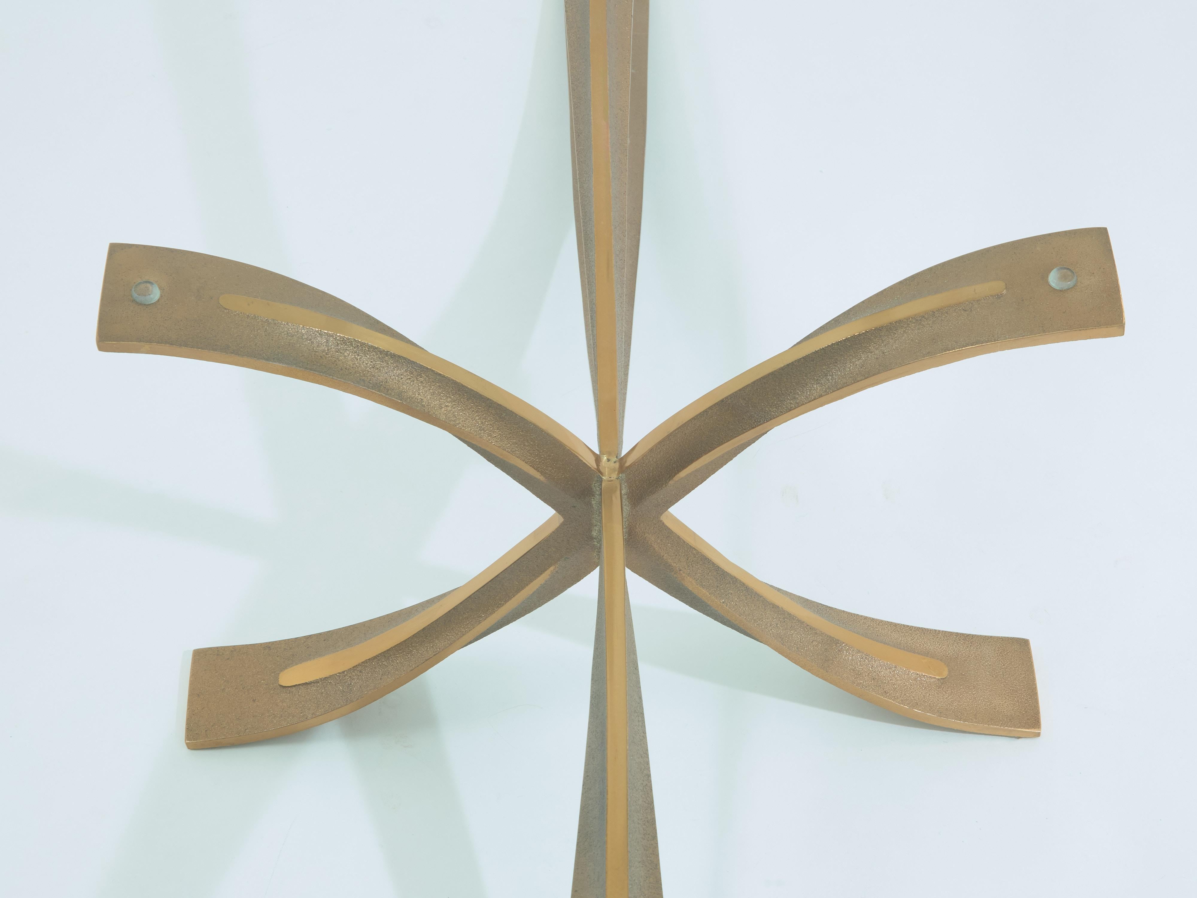 Grande table basse en bronze de Michel Mangematin 1962 en vente 2