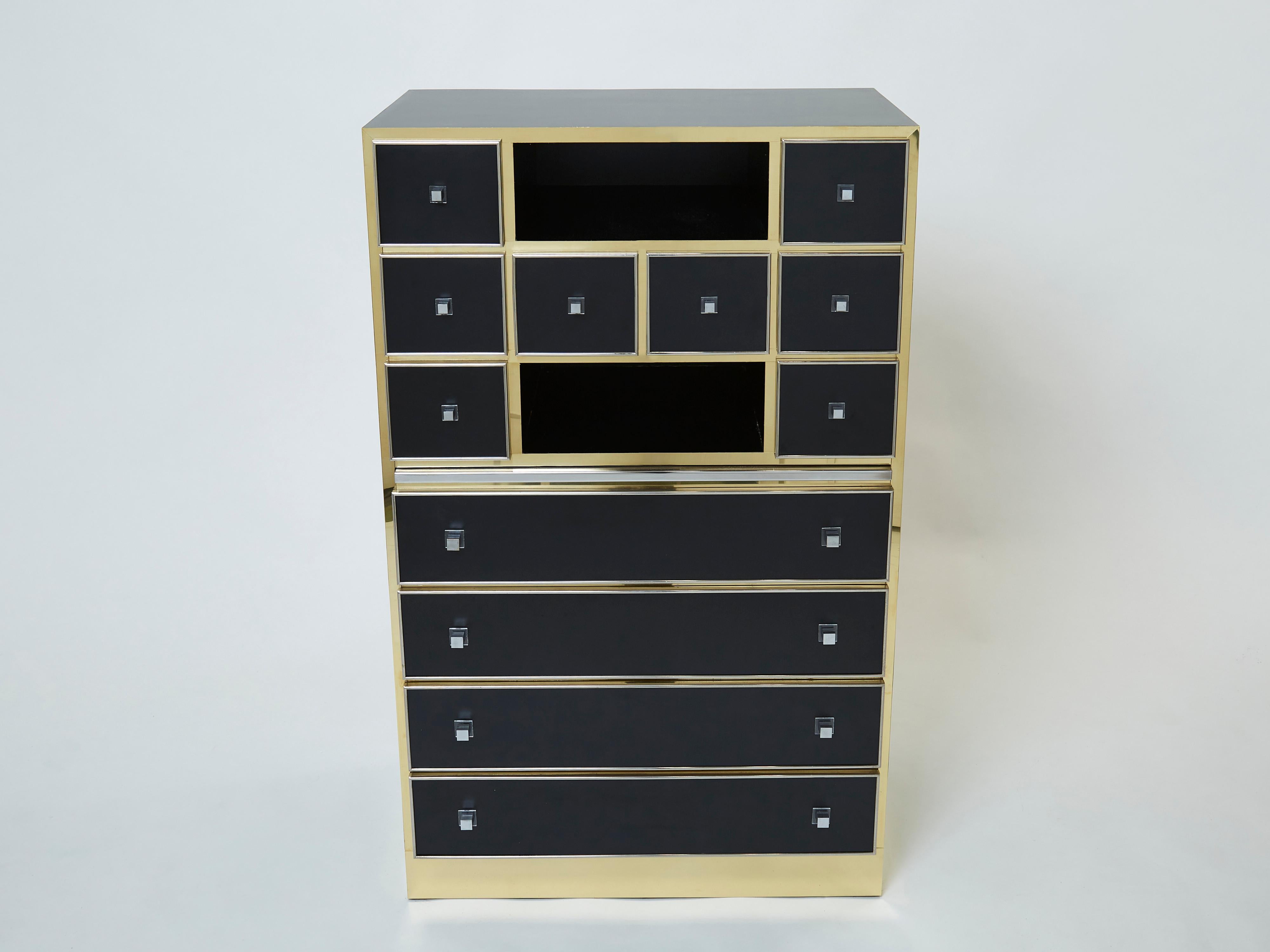 Unique French Mid-Century Modern cabinet secrétaire by Michel Pigneres made in the early 1970s. This piece is an exquisite example of refined, highly detailed and very well made furniture. It features eight small drawers, and four large ones, with a
