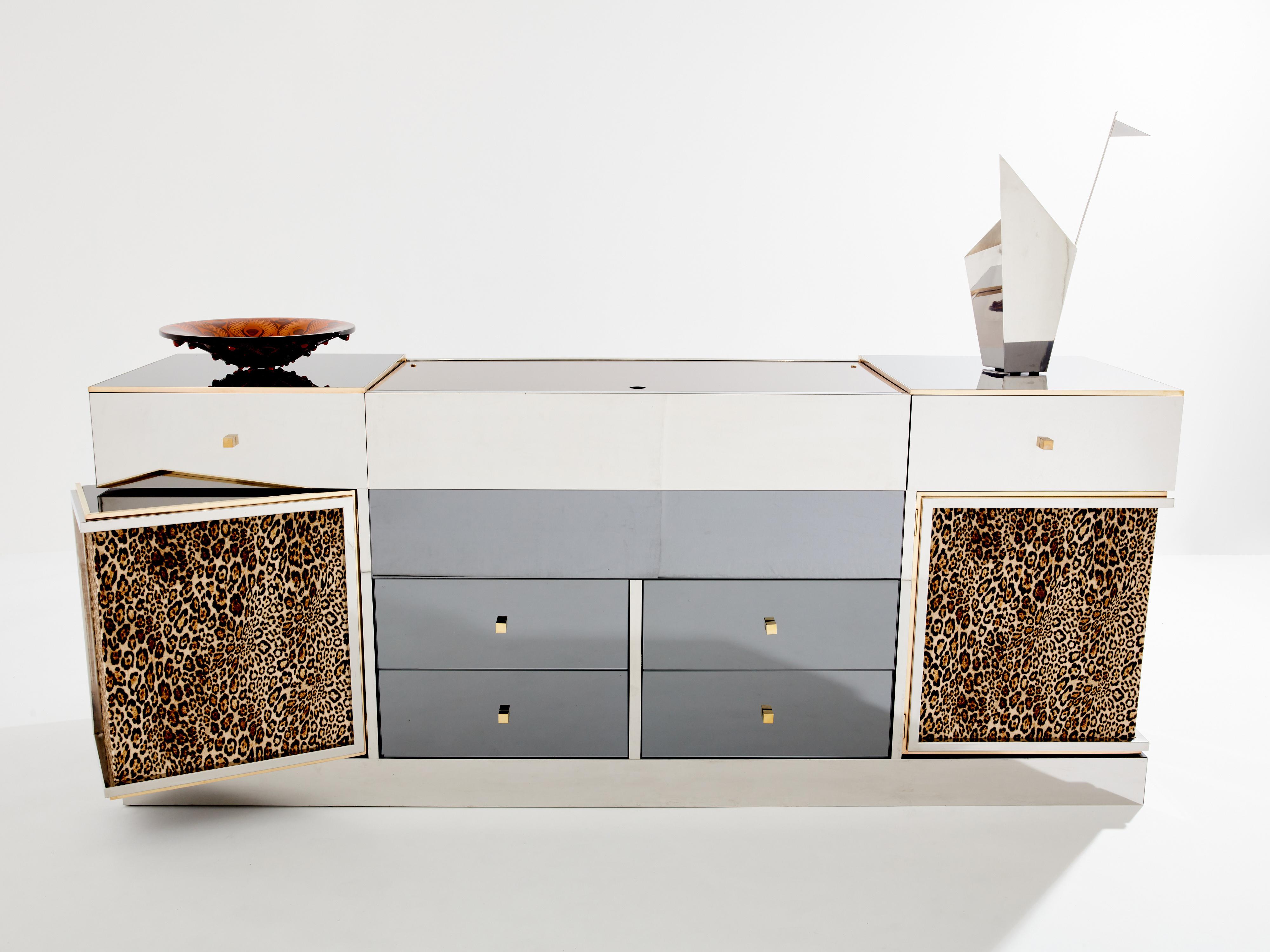 Michel Pigneres credenza bar leopardata a specchio in ottone 1969 in vendita 6