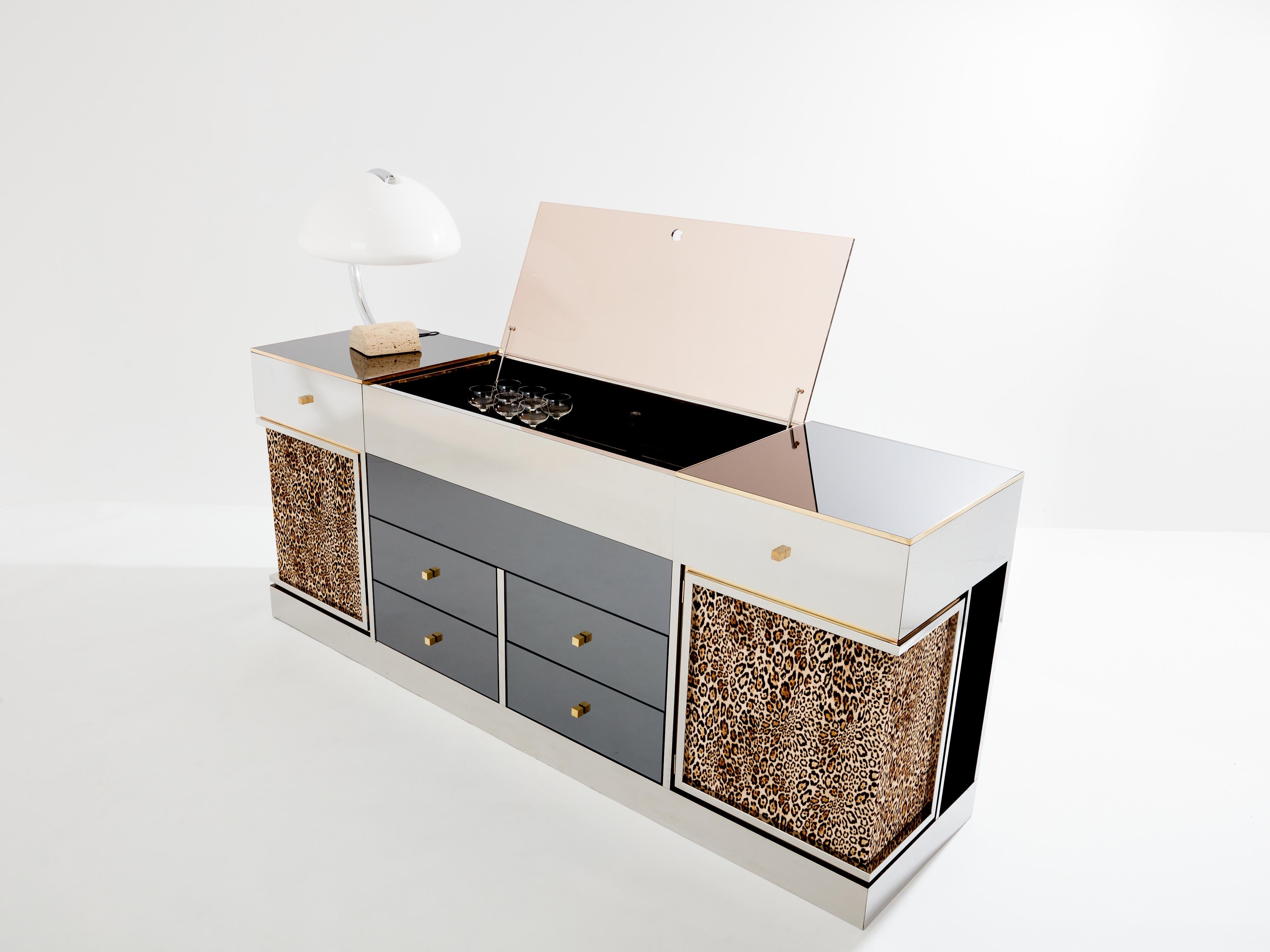 Michel Pigneres credenza bar leopardata a specchio in ottone 1969 in vendita 2