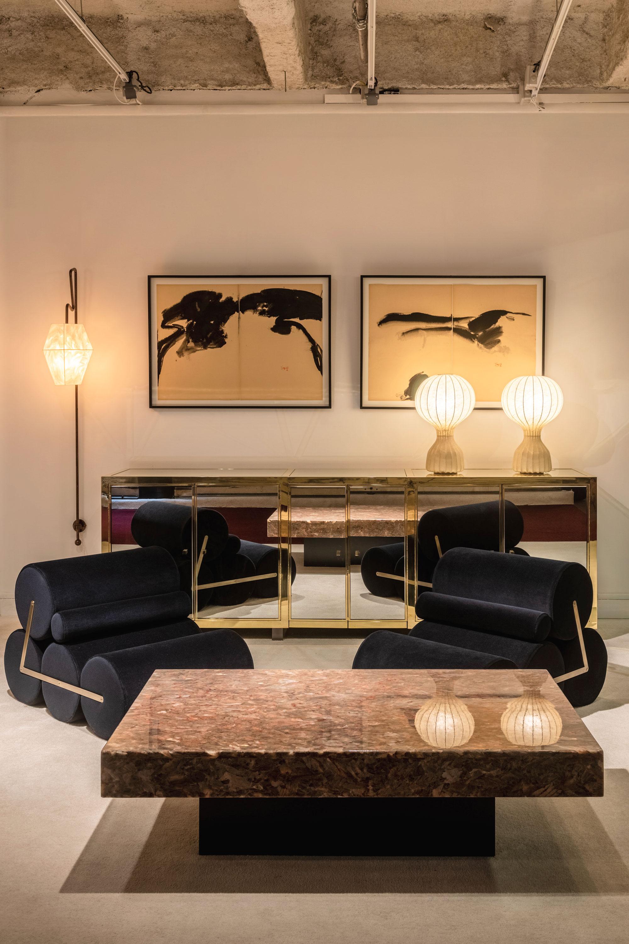 Michel Pigneres credenza in ottone con piedini in lucite 1970s in vendita 7