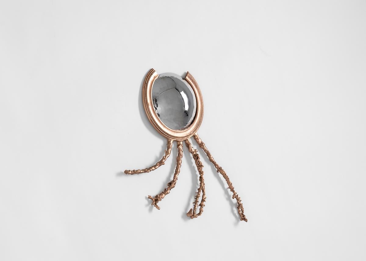 Français Miroir en bronze fait à la main « Petit Poulpe » de Michel Salerno, France, 2020 en vente