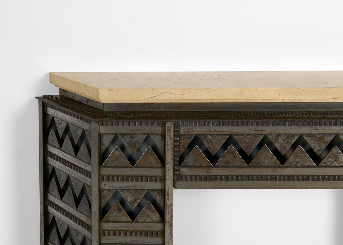 Milieu du XXe siècle Michel Zadounaïsky, Cheminée Art déco, France, 1932