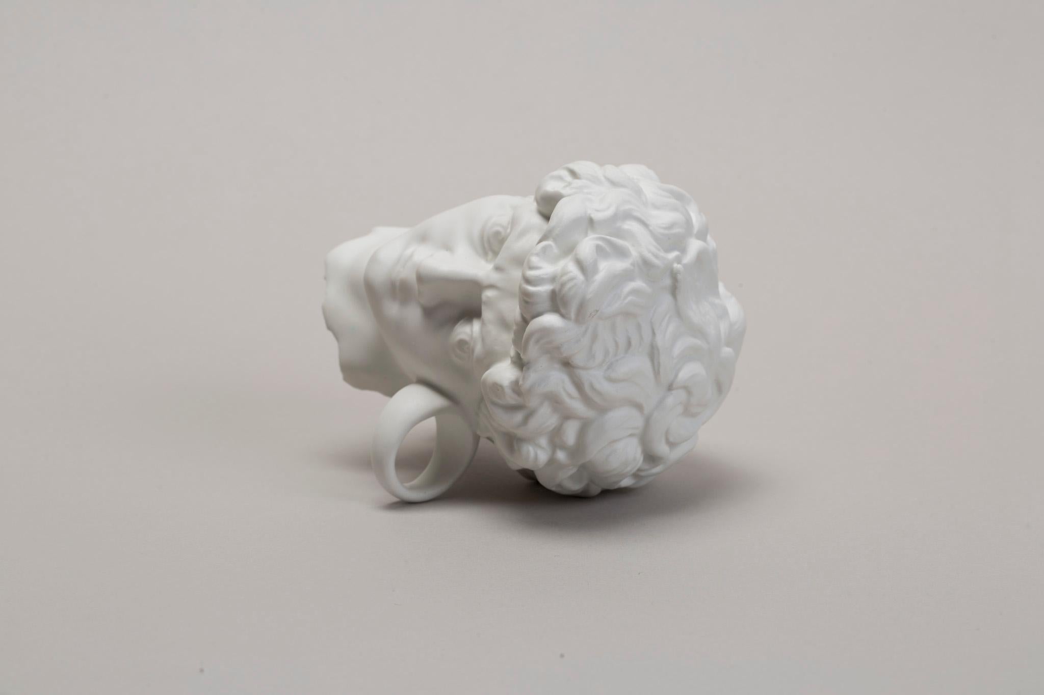 italien Michelangelo prèt-a-porter par Andrea Salvatori:: Sculpture en céramique Contemporaine en vente