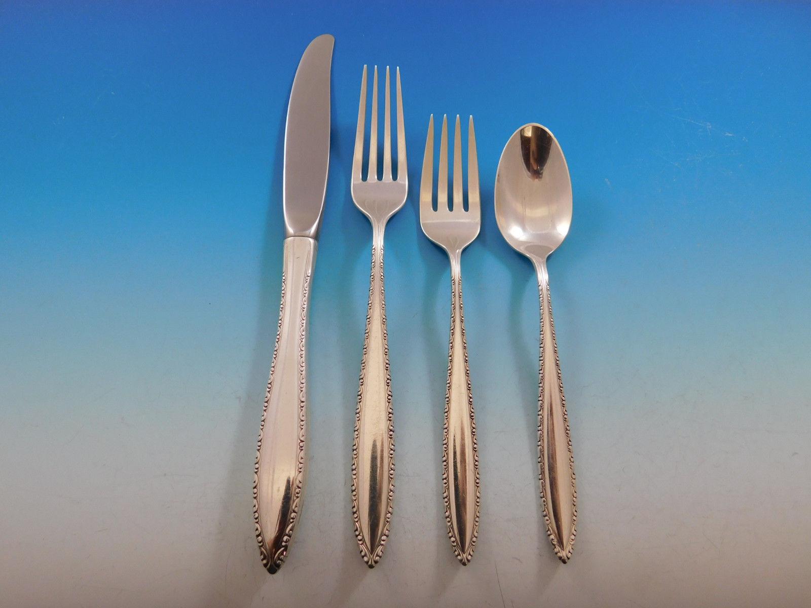 Argent sterling Ensemble de couverts en argent sterling pour 6 services 30 pièces Michele par Wallace en vente