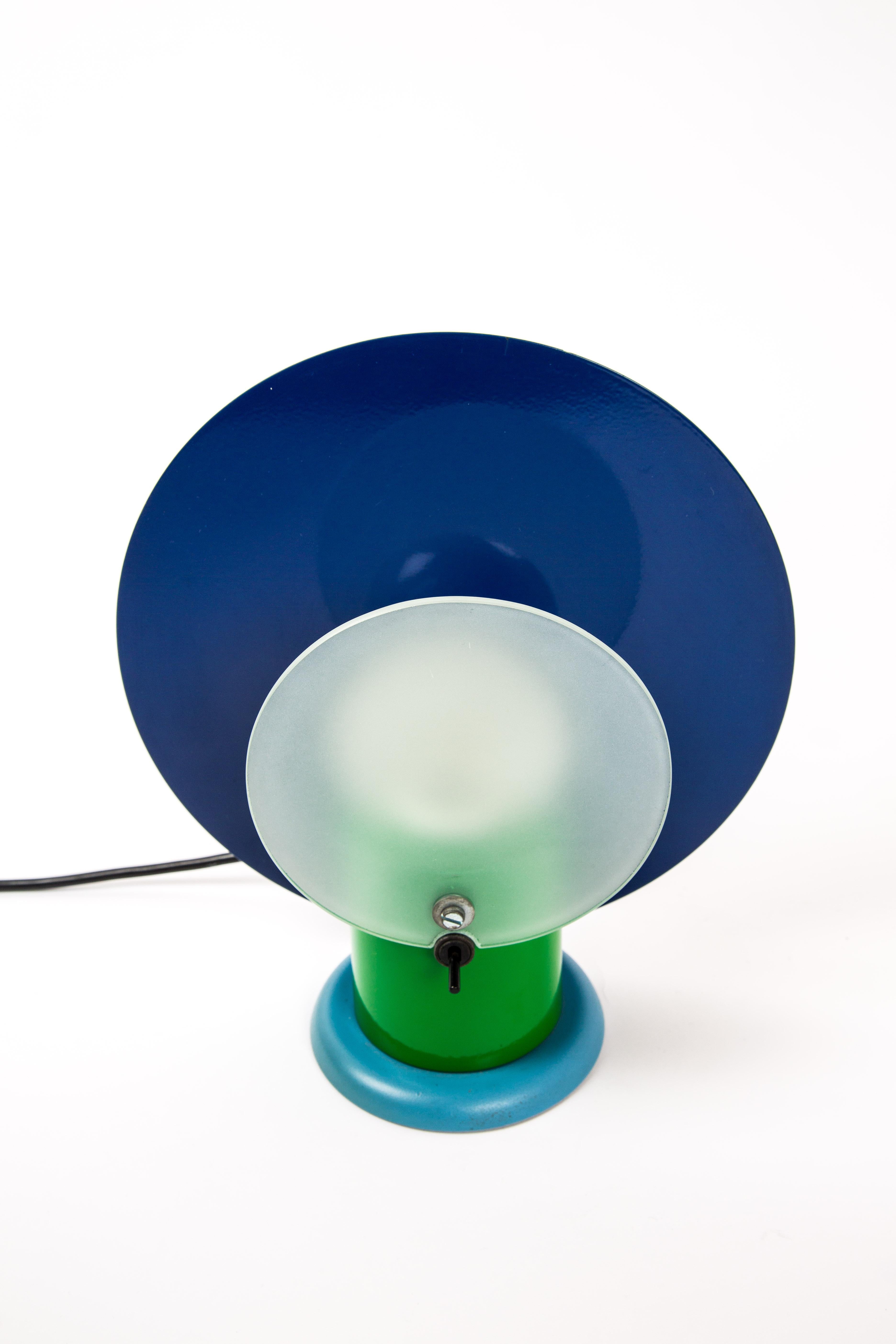 Post-Modern Michele de Lucchi Round Lamp by Padova Bieffeplast Memphis Group