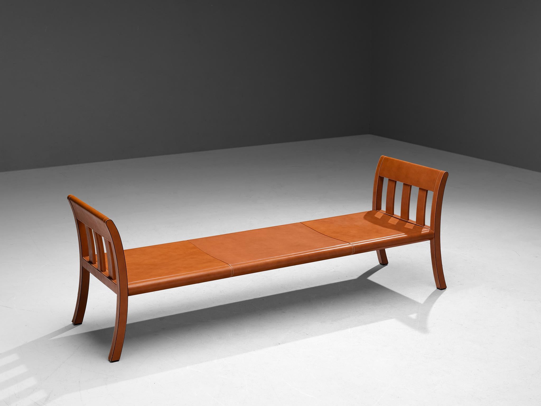 Mid-Century Modern Michele De Lucchi & Silvia Suardi for Poltrona Frau Daybed in Leather For Sale