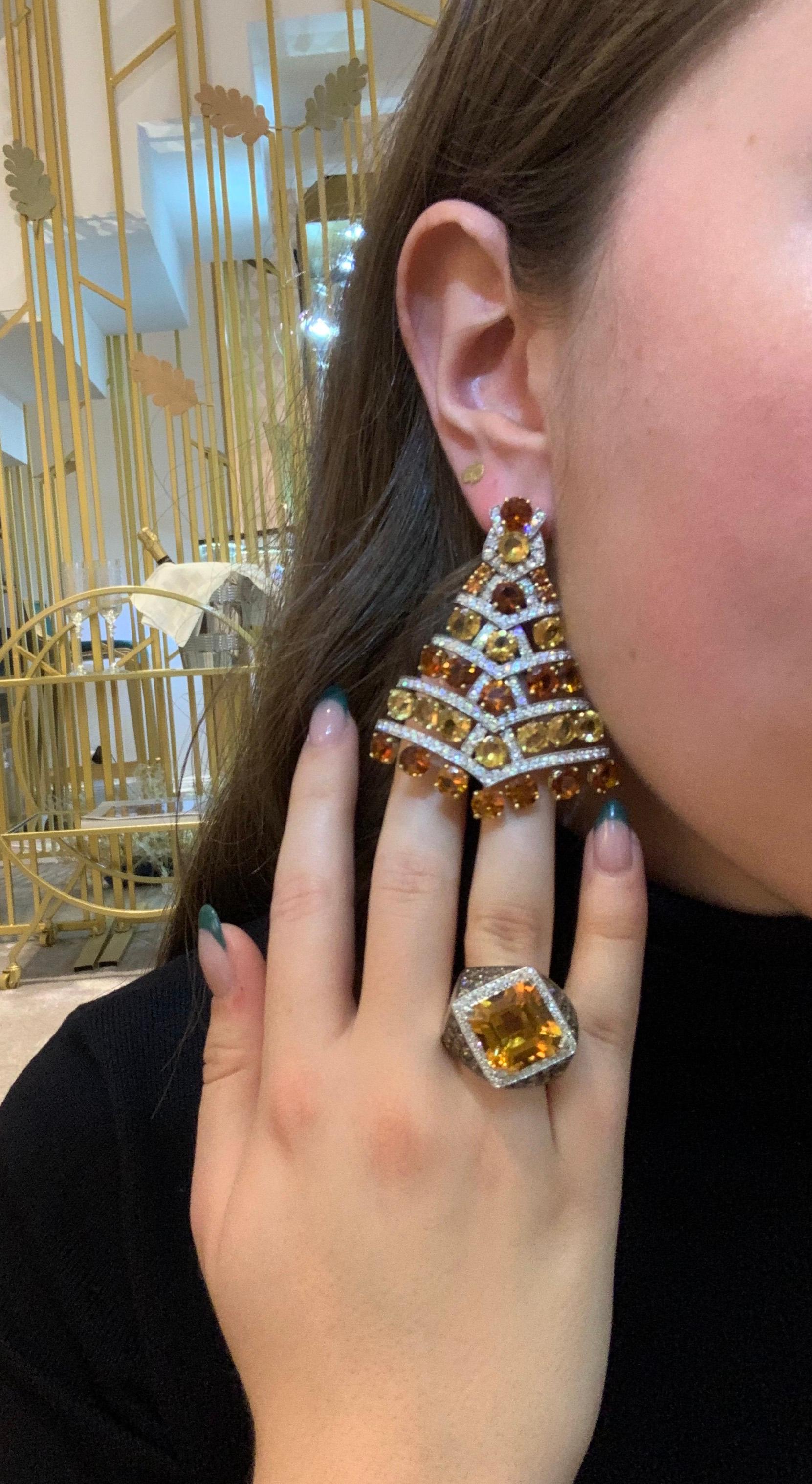 Pendientes de diamante y citrino Michele della Valle Movimiento estético en venta