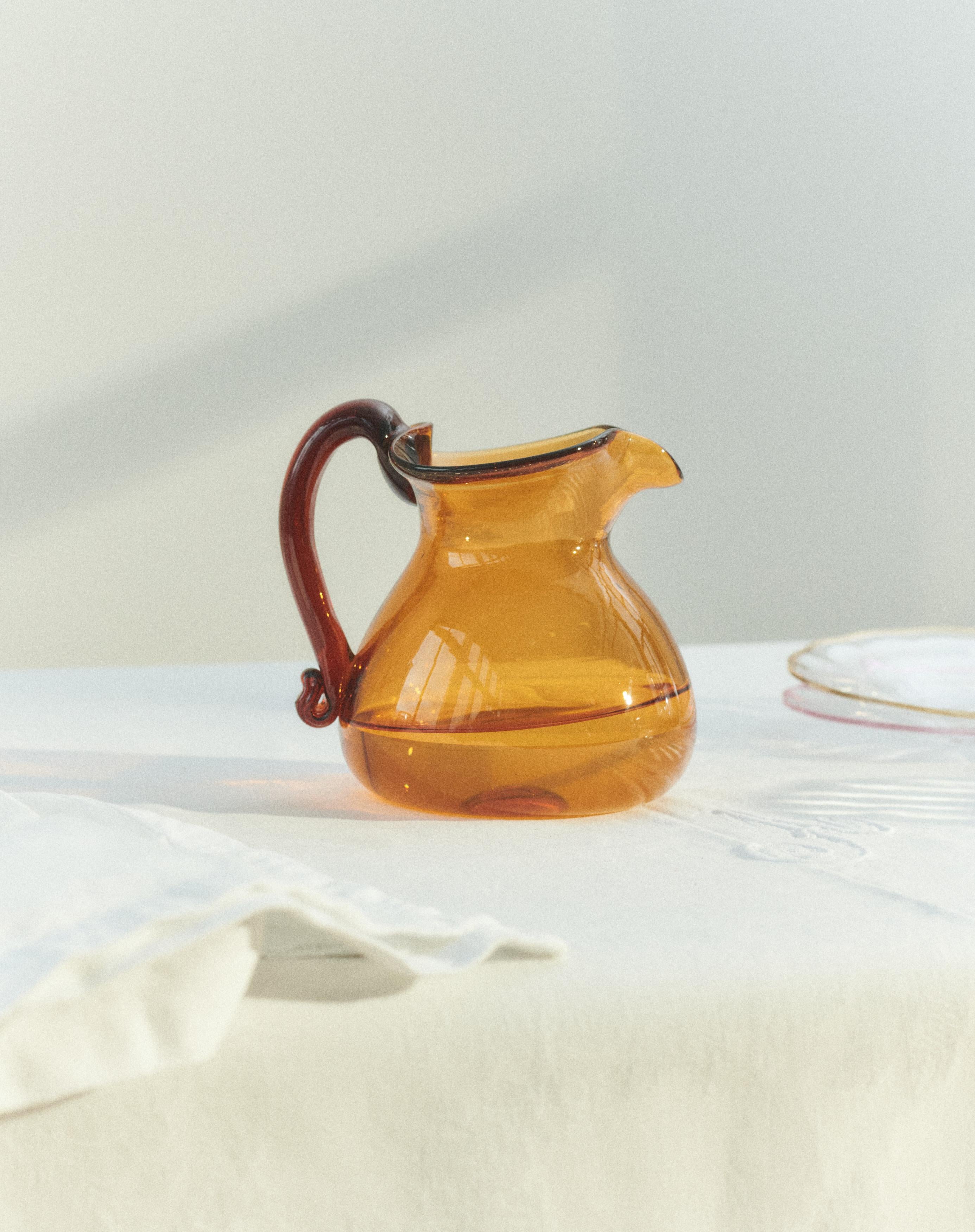 Mouth blown and handmade Venetian Glassware
Made in Murano

Family style water carriers in voluptuous shapes to keep everyone hydrated throughout any social gathering.

Venetian glass has been produced in Venice, typically on the island of