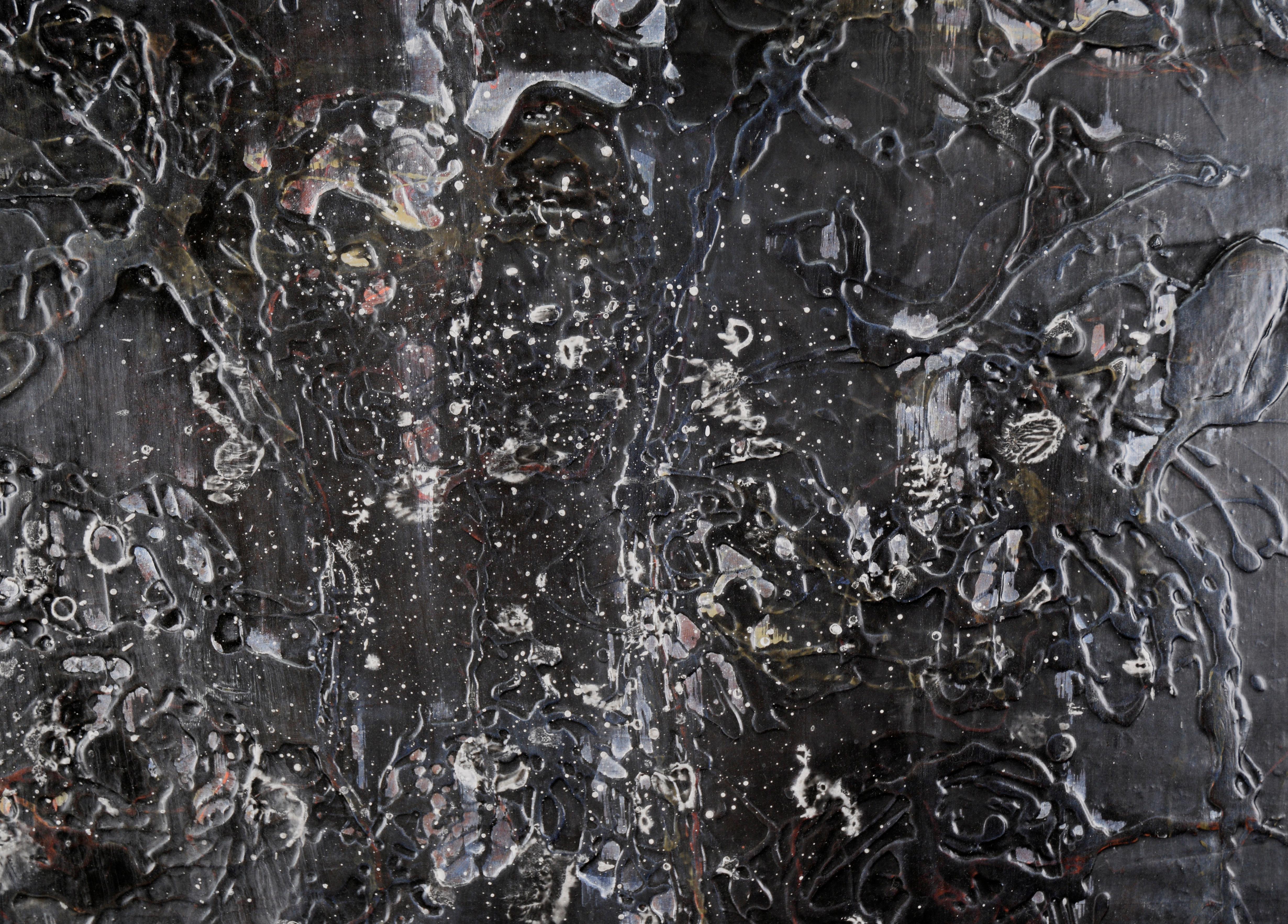 « Fantômes » - Composition abstraite à l'acrylique, à l'huile et à l'encre sur panneau de bois torsadé en vente 2
