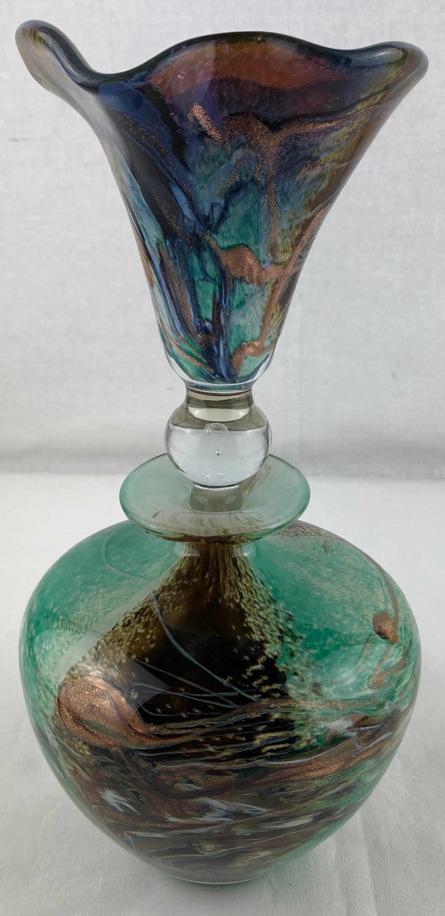 Parfümflasche aus mundgeblasenem Kunstglas im Stil von Jean-Claude Novaro von Michele Luzoro (Handgefertigt) im Angebot