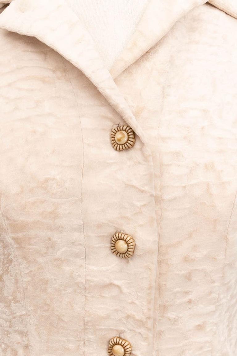 Short en velours beige Michele Morgan Pour femmes en vente