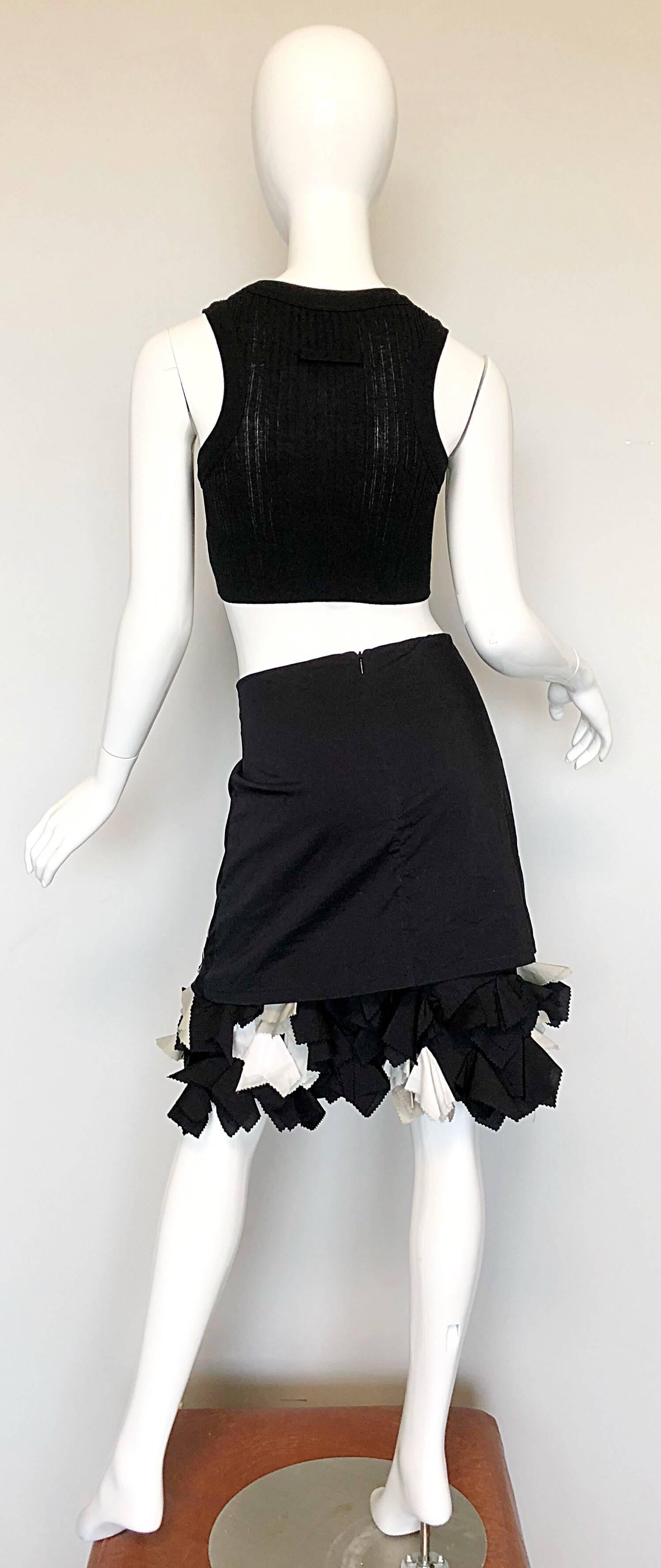 1990s Michelle Tan Black and White Origami Rhinestone Vintage Skirt In Excellent Condition For Sale In San Diego, CA