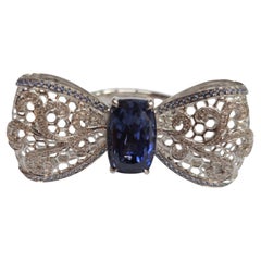 Michelle's Bow - Natural No Heat Sapphire set in Designer Ring in 18K