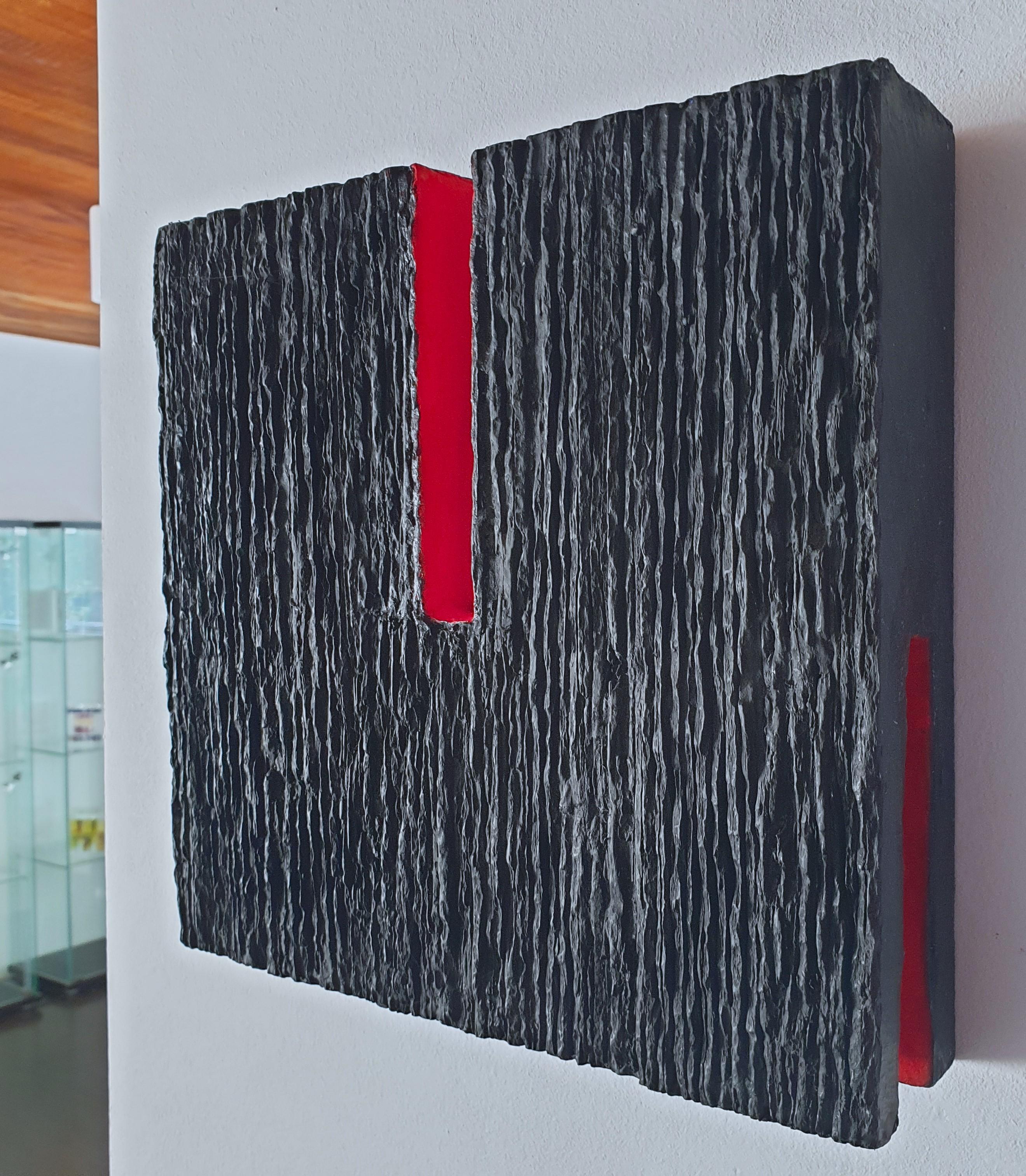 Center - black red contemporary modern abstract sculpture painting relief - Contemporary Sculpture by Michiel Jansen