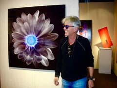 "Daisy (blue center #2)" Impression sur aluminium 43x43 en Ed. of 15 par Mick Fleetwood