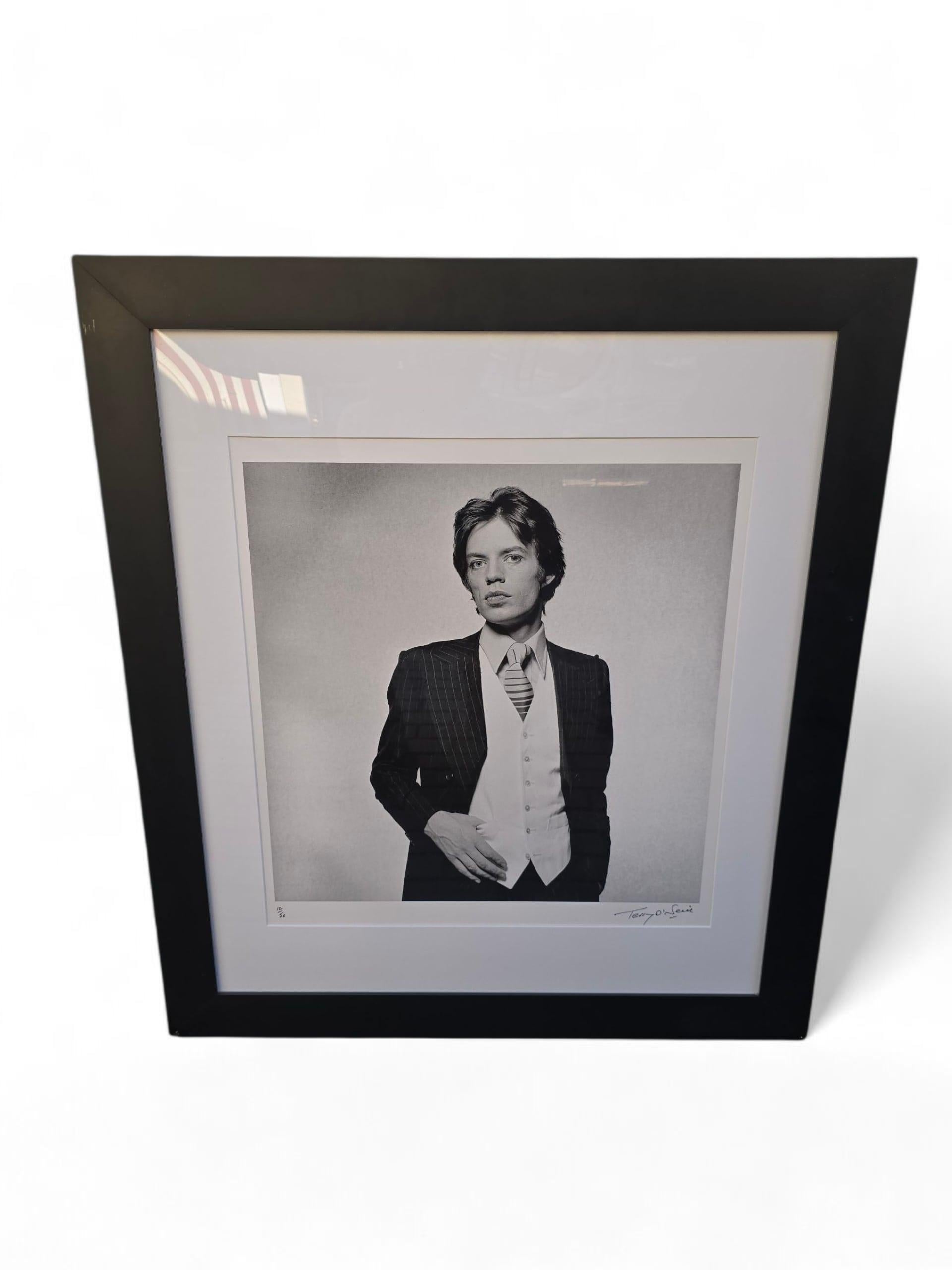 Fin du 20e siècle Mick Jagger, 1976 - Photographie de Terry O'Neill en vente