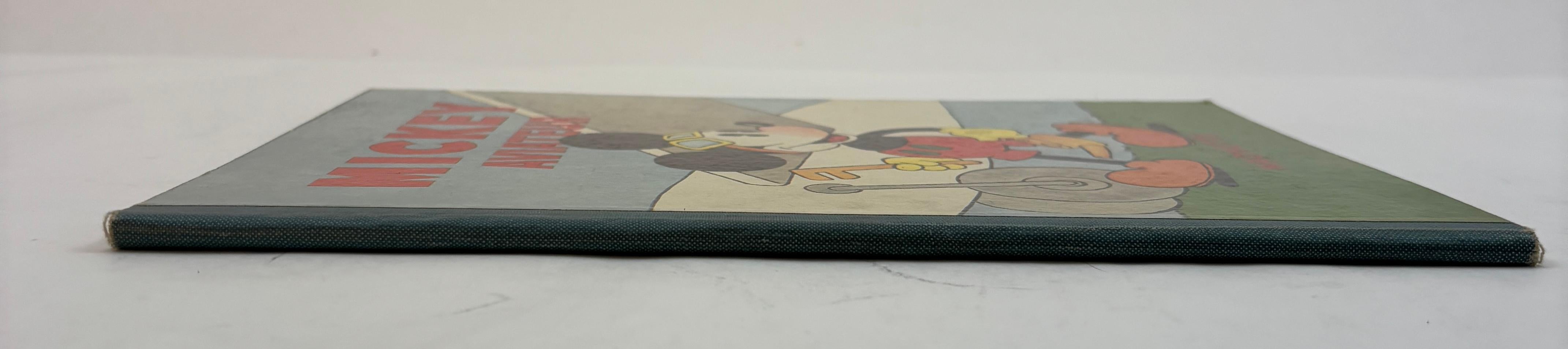 Mickey Aviateur Hachette French Text Comic Book.
Paris: Hachette, 1934. 4to, 32pp. 