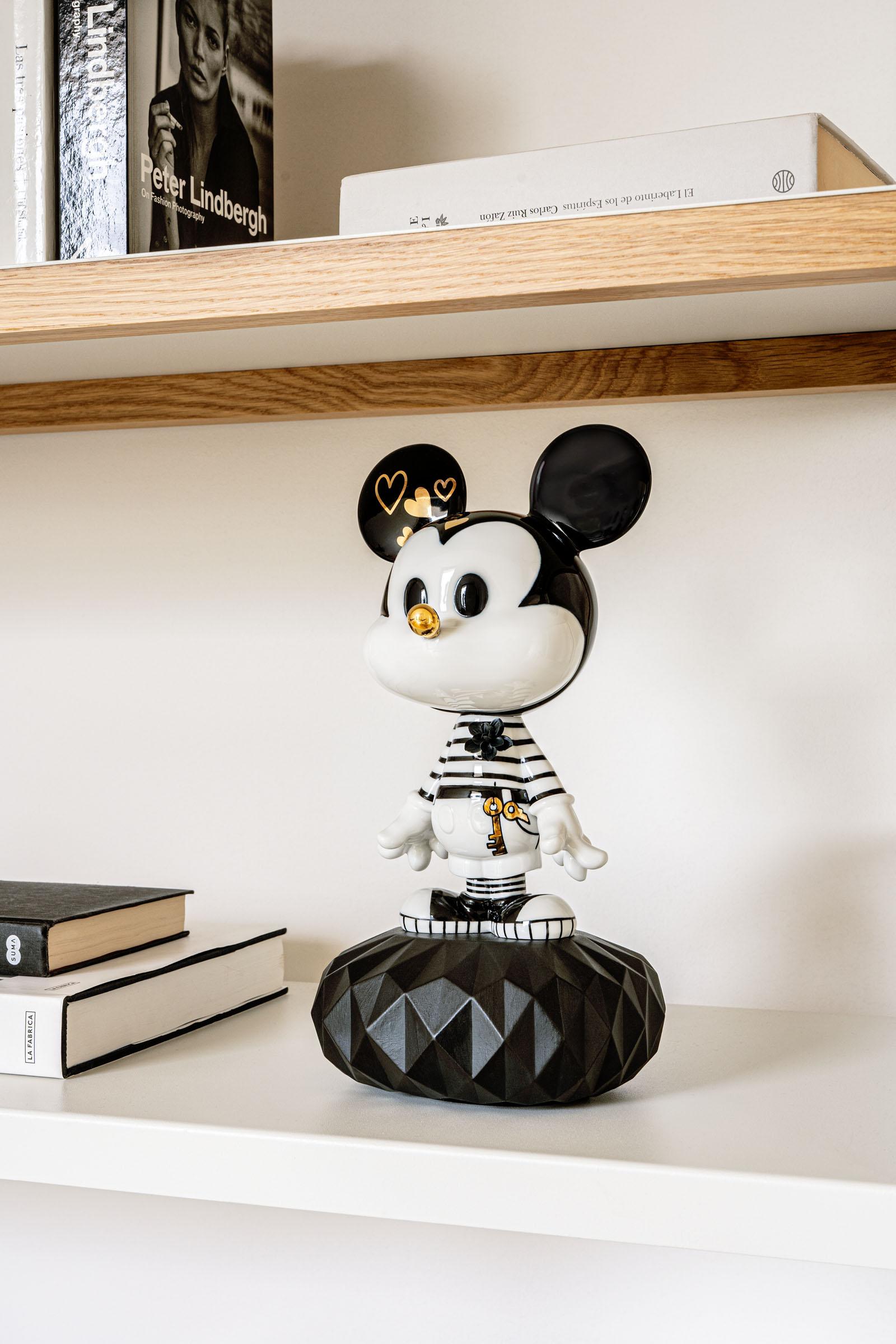 designer mickey mouse statue