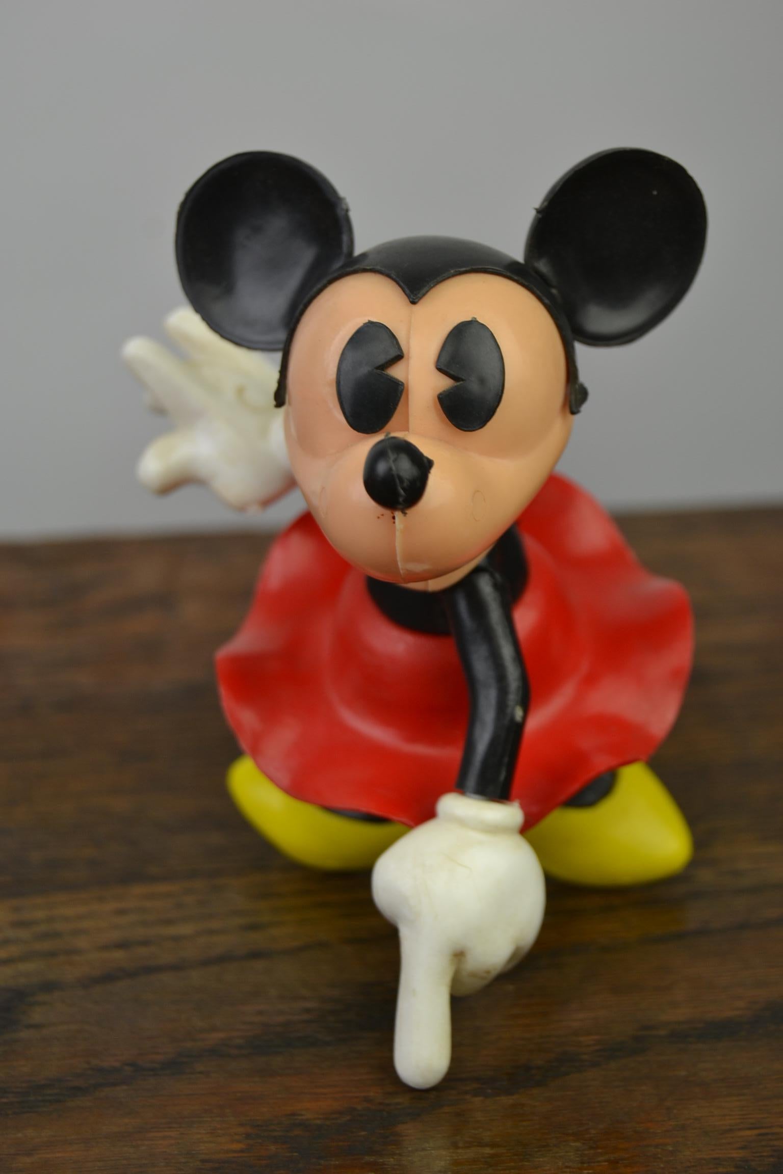 Mickey, Minnie and Pluto Figurines, Walt Disney Productions, 1994, France 4