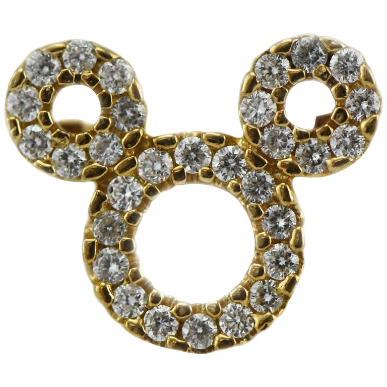 Mickey Mouse 10 Karat Gold and 30 Diamonds Pin Pendant