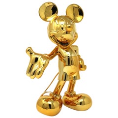 En stock à Los Angeles, Mickey Mouse figurine pop-figurine en or chromé métallisé