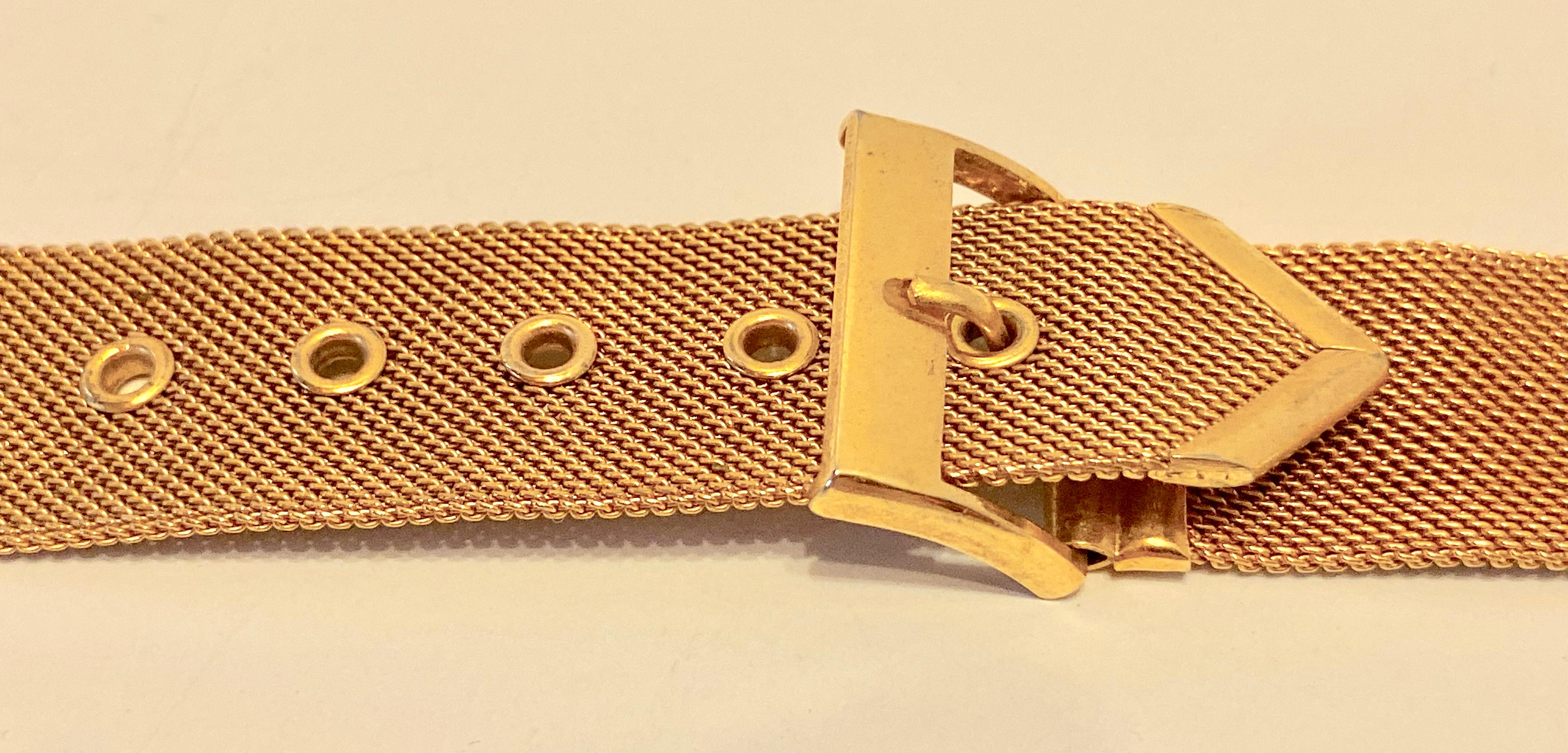Micro Gold Hardware Mesh 'Buckle'-Stil Verstellbares Uhrenarmband im Zustand „Gut“ im Angebot in New York, NY