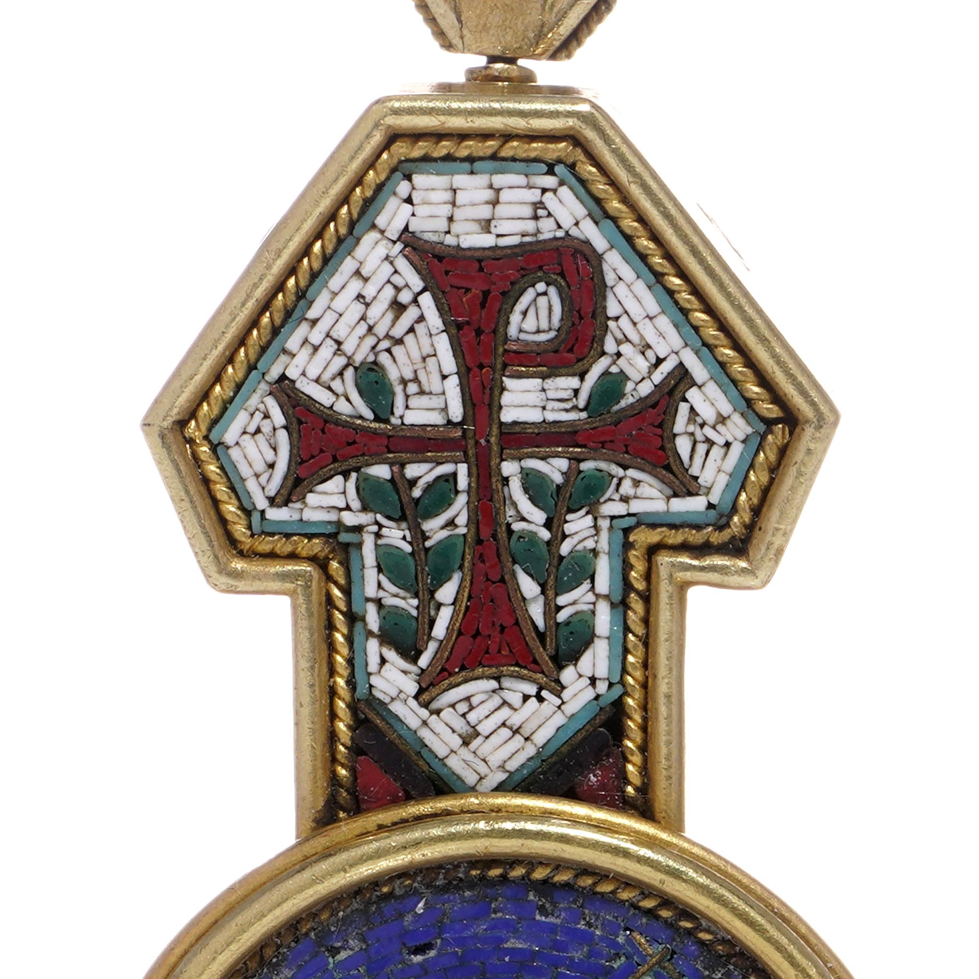 Micro Mosaic cross with Religious Christianity motifs in 22kt gold For Sale 5