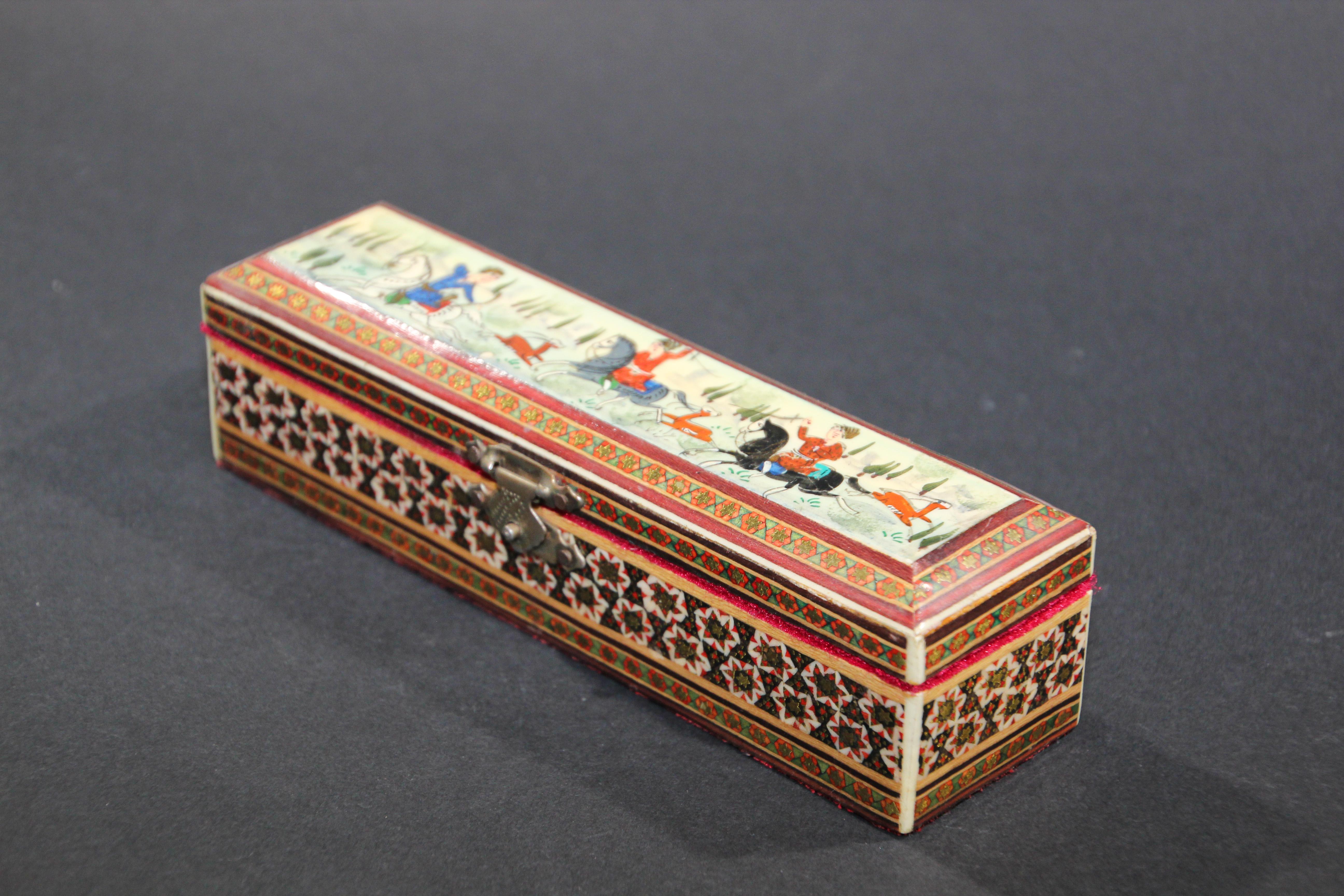 Indian Micro Mosaic Indo Persian Moorish Inlaid Trinket Box
