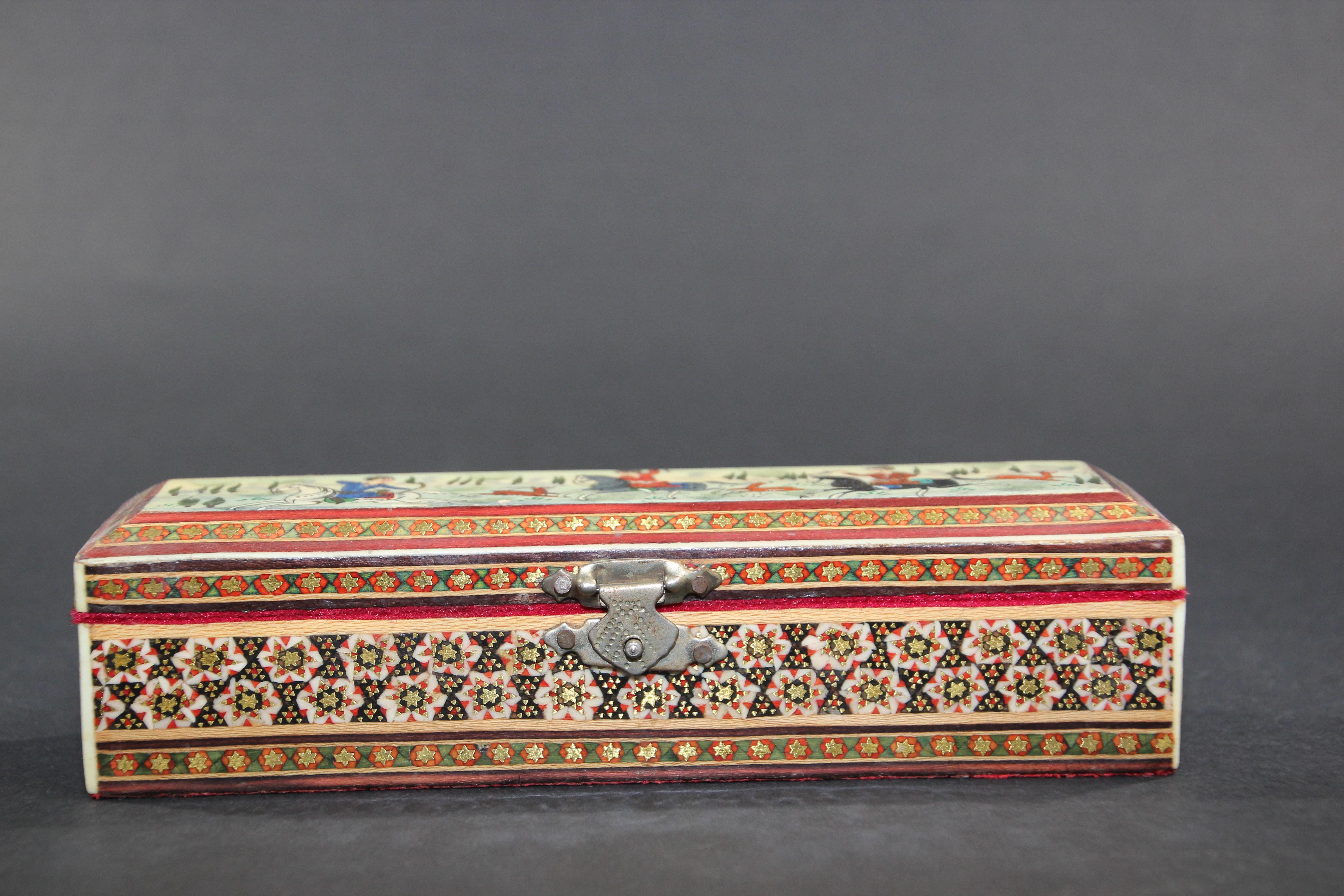 Wood Micro Mosaic Indo Persian Moorish Inlaid Trinket Box