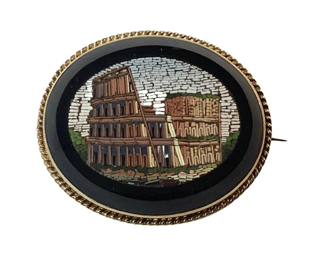 Micro Mosaic Roman Colosseum Brooch In Good Condition For Sale In Bradenton, FL