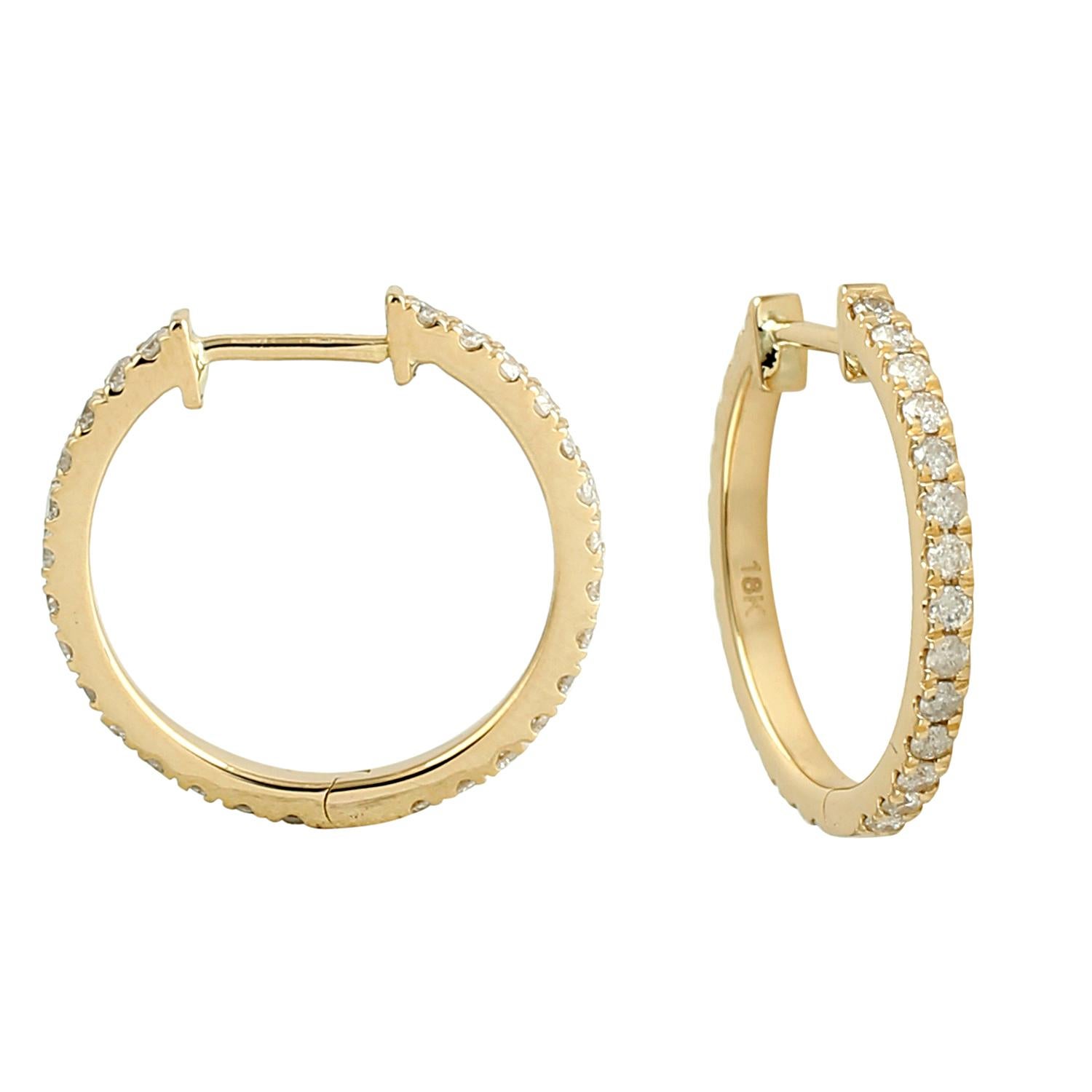Micro Pave Diamond Hoop Earrings Made In 18k Yellow Gold (Art déco) im Angebot