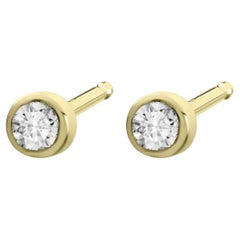 Micro borchie con diamante bianco