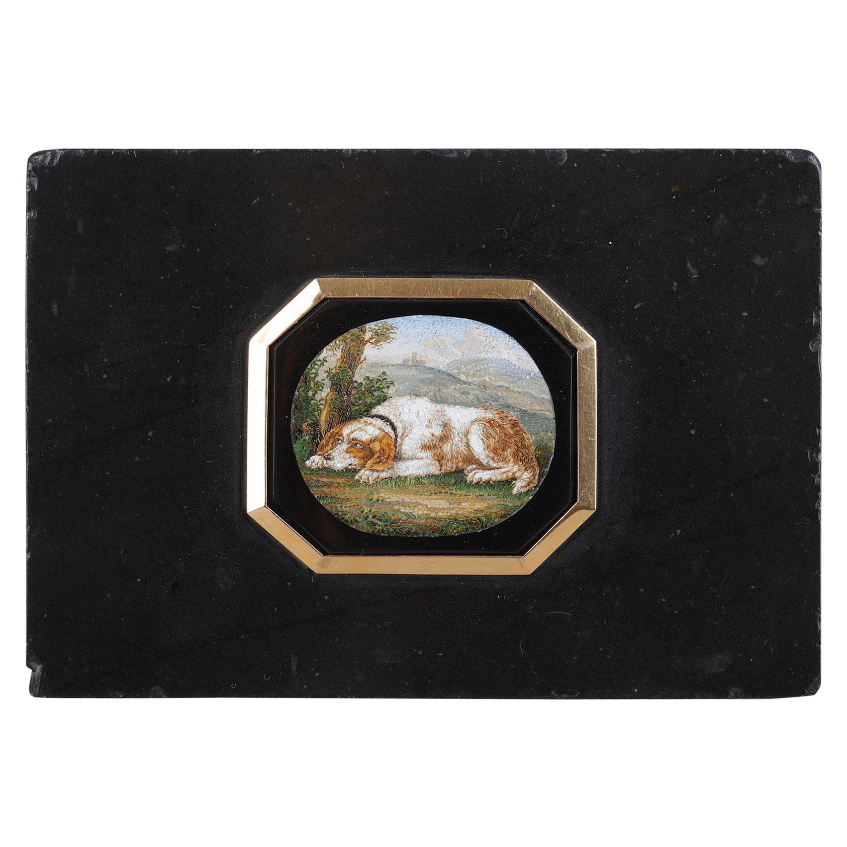 Fermacarte in oro e micromosaico. Dopo G.Barberi. Inizio del XIX secolo.