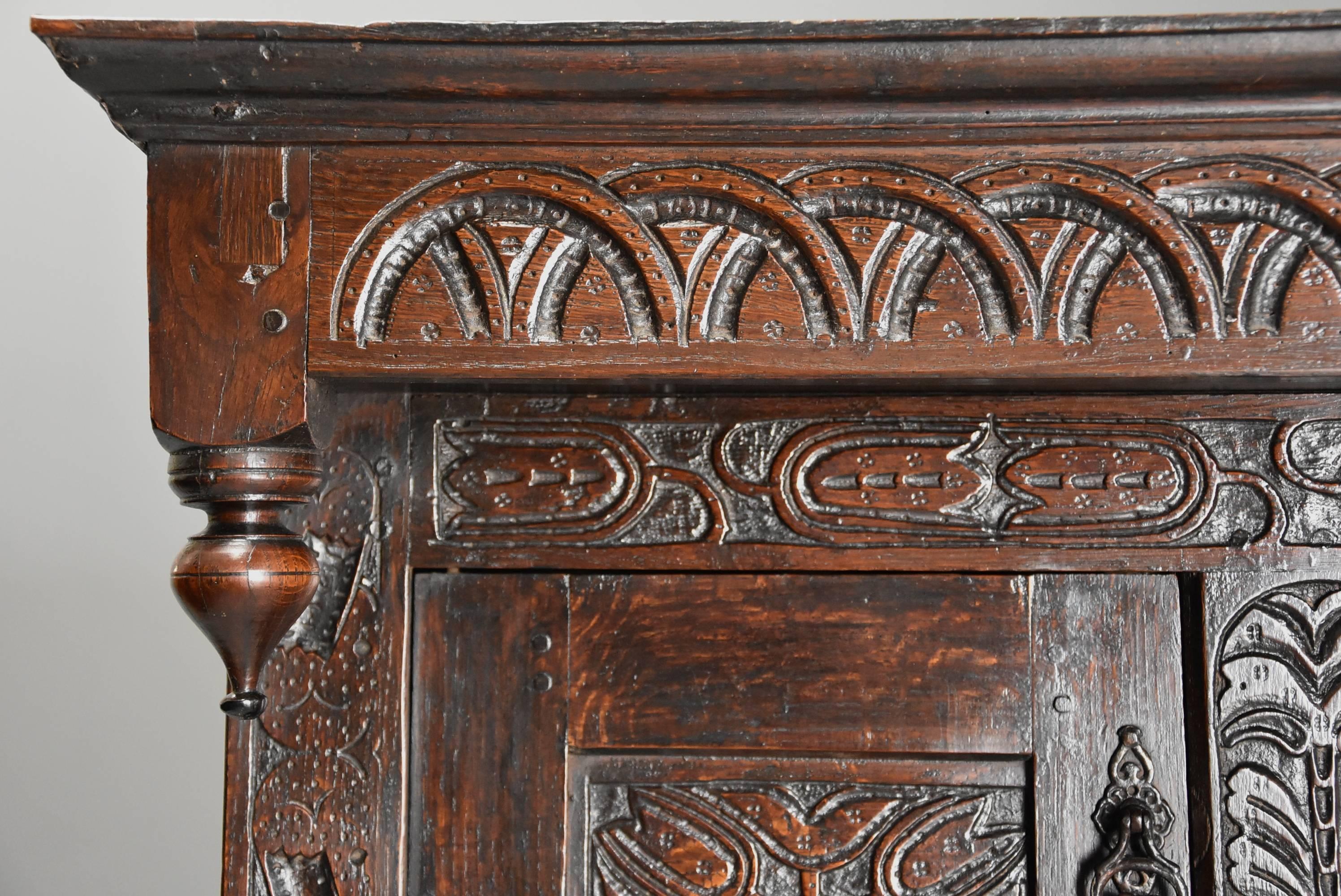 Mid-17th Century Carved Oak Press Cupboard with Superb Original Patina For Sale 2