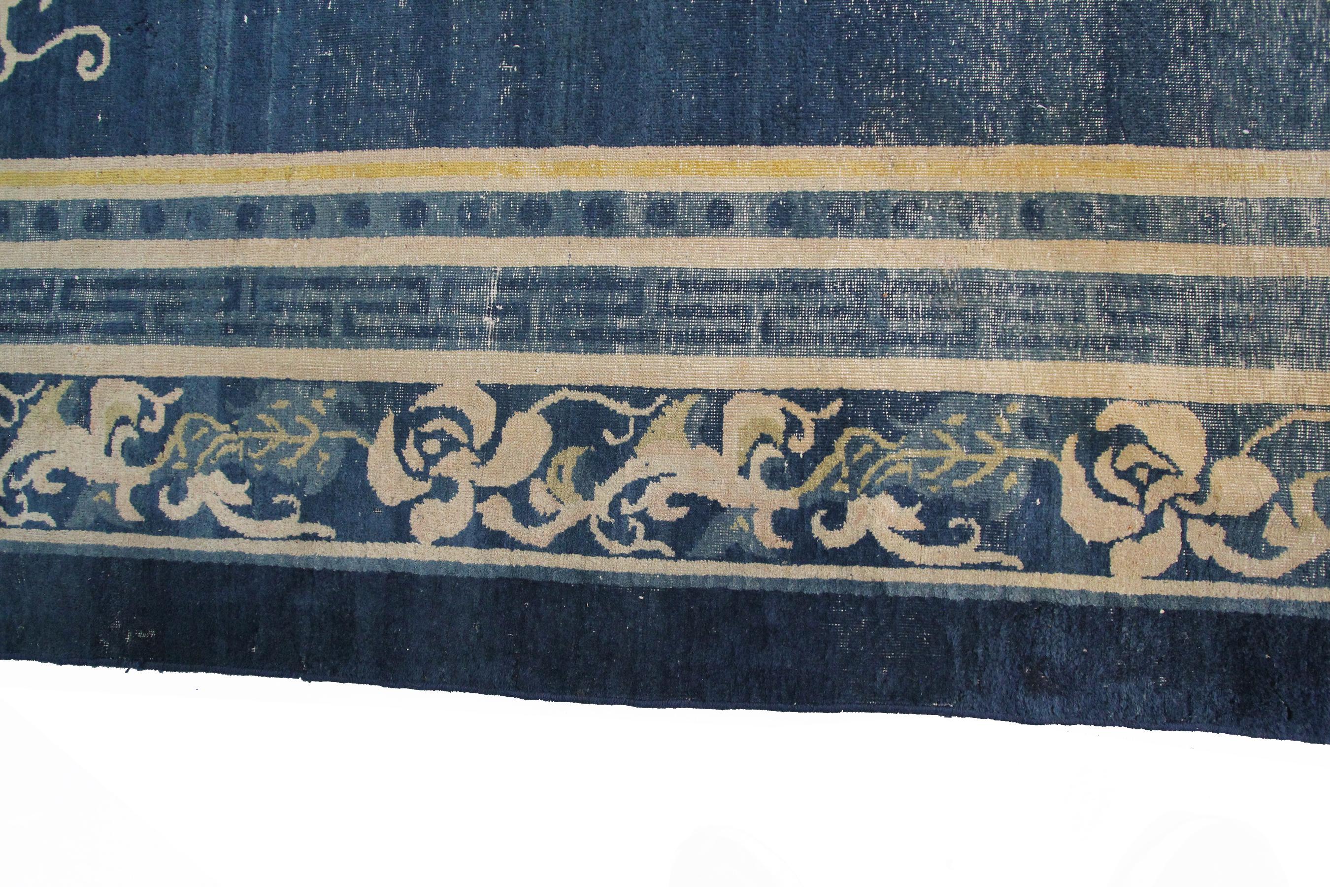 Grand tapis chinois de palais surdimensionné de qualité musée, datant du milieu des années 1800, 13x18 en vente 2