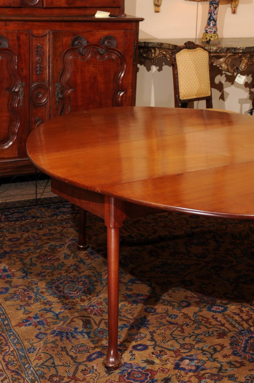18th Century  Mid-18th C English George II Mahogany Drop Leaf Oval Dining Table with Pad Feet For Sale
