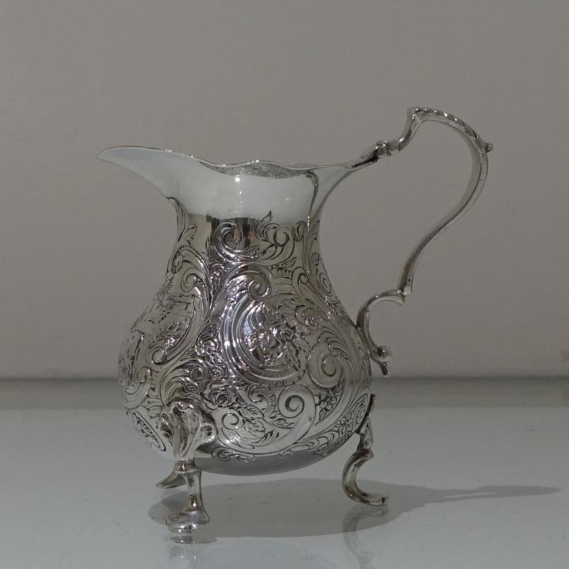 Mid-18th Century Antique George II Rococo Sterling Silver Cream Jug London, 1748 For Sale 1