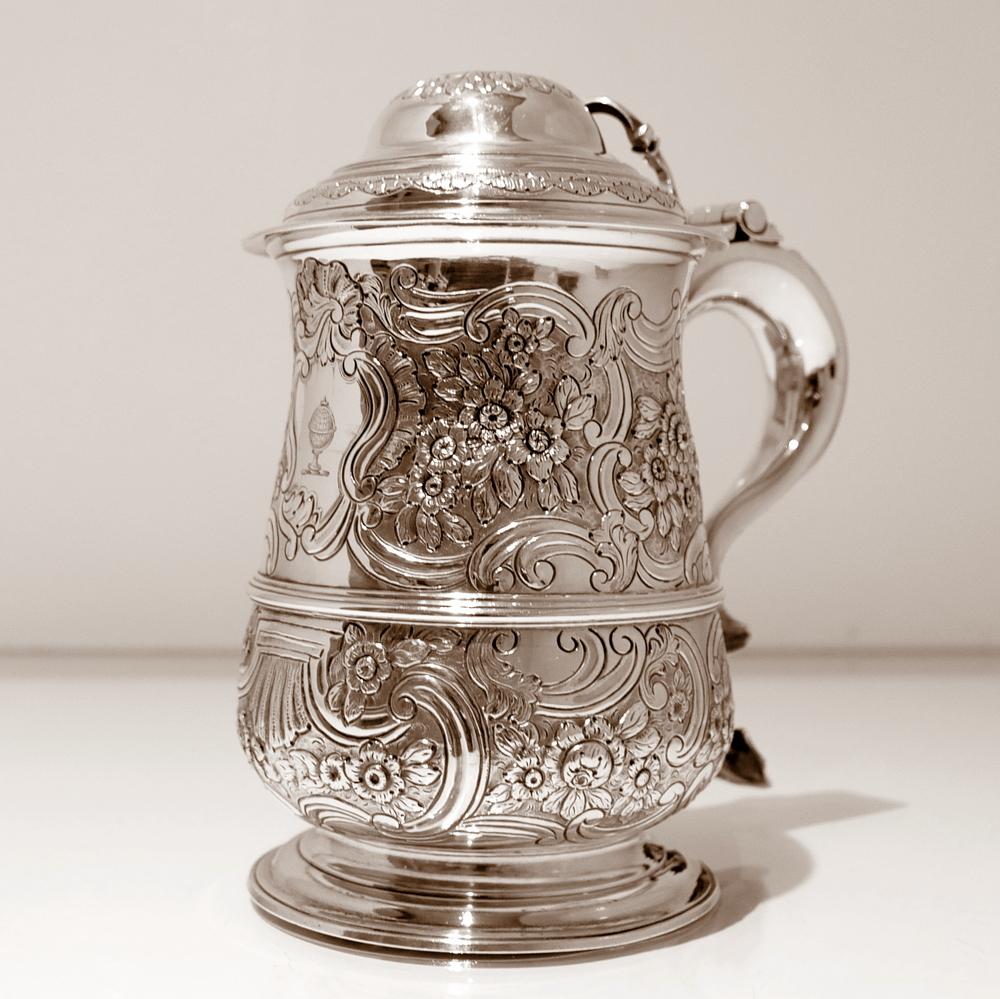 Mid-18th Century Antique George II Sterling Silver Lidded Tankard London 1746 For Sale 7