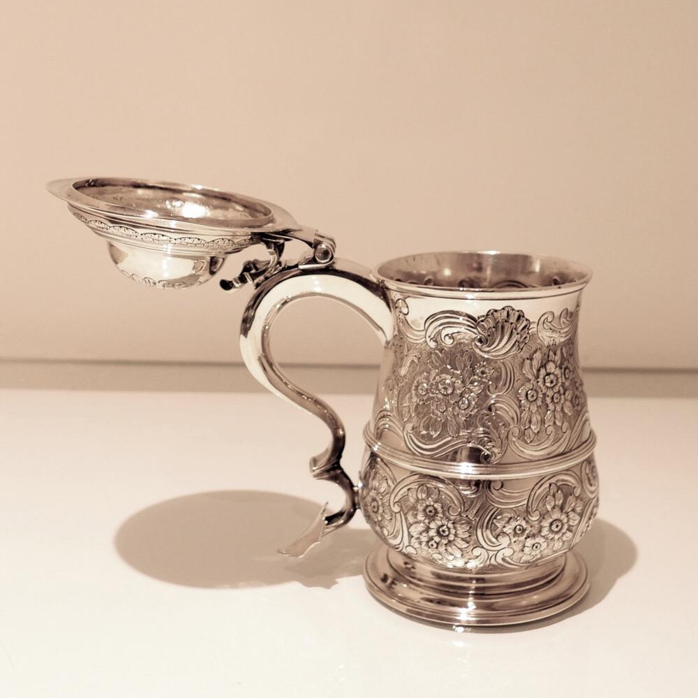 Mid-18th Century Antique George II Sterling Silver Lidded Tankard London 1746 For Sale 8